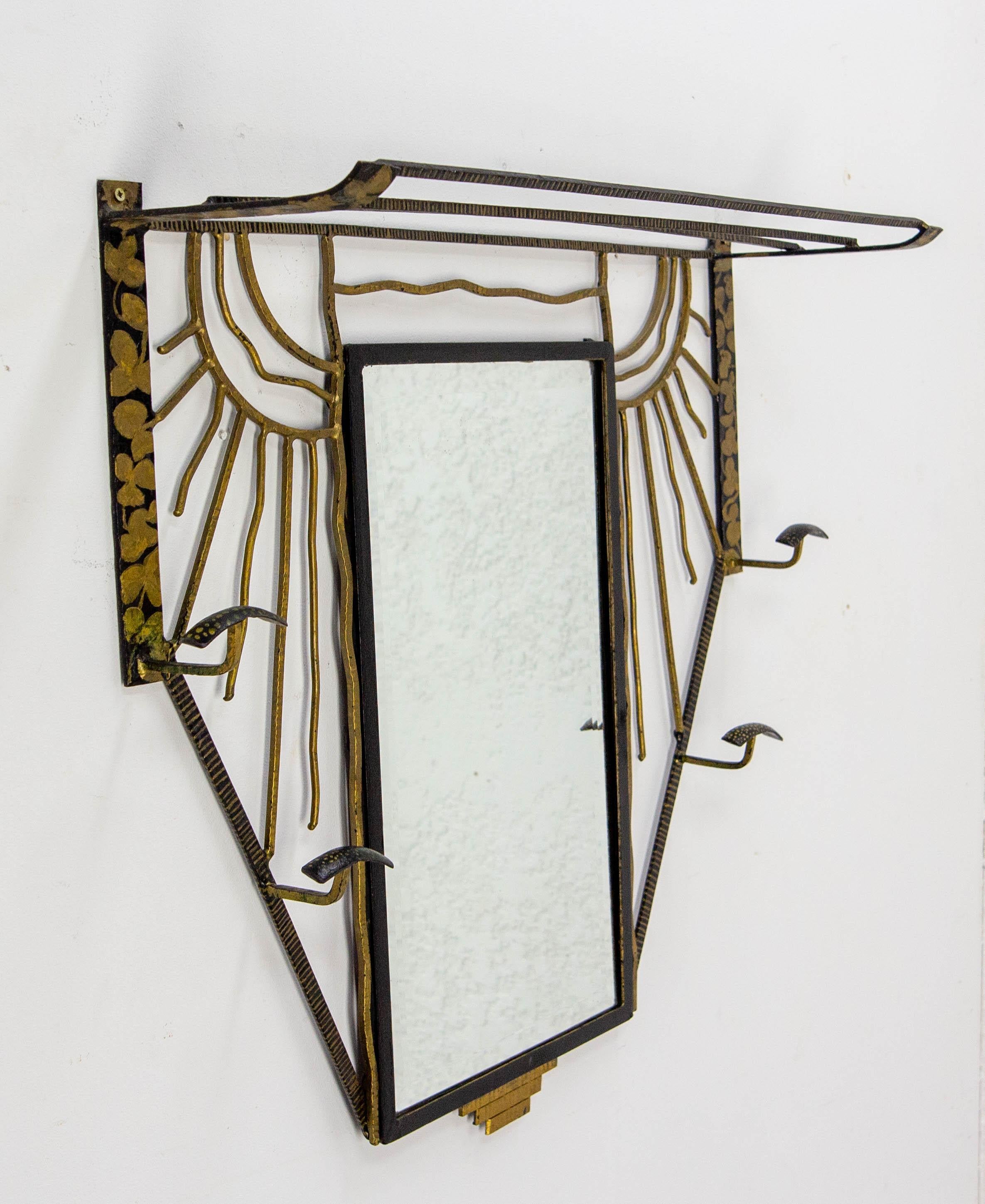 Französisch Art Deco Kleiderständer Hutständer Wrough Eisen Glas & Spiegel, um 1925 (Art déco) im Angebot