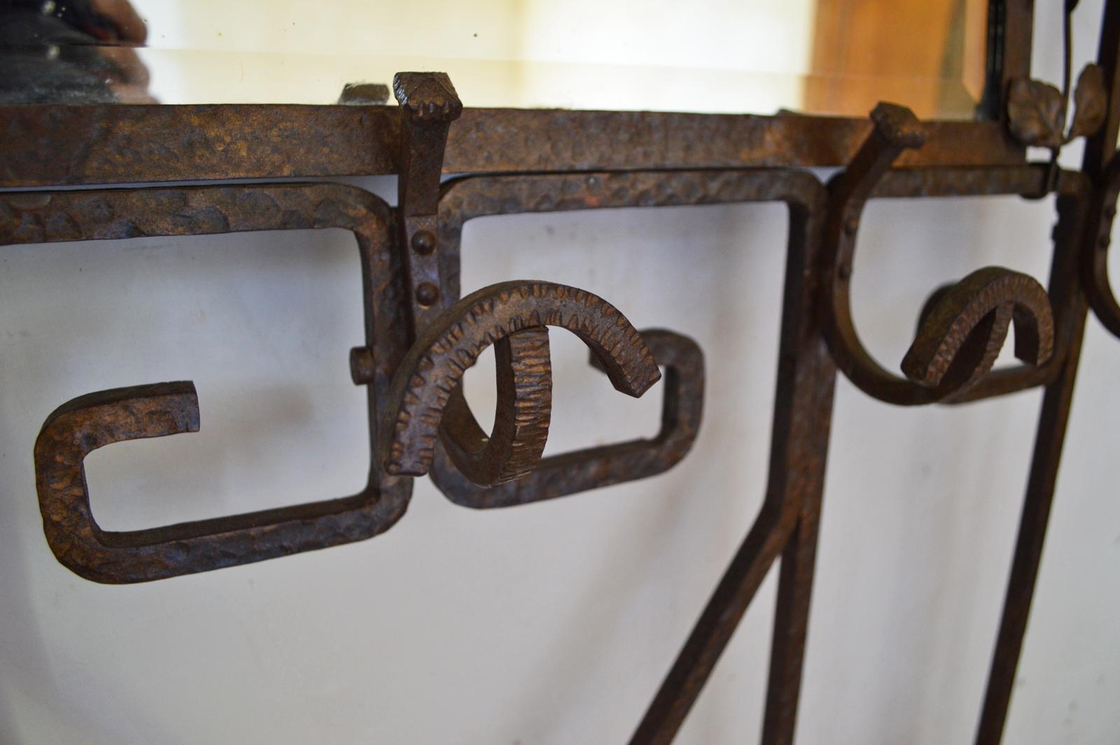 French Art Deco Coat-Rack in Wrought Iron, with Roses, circa 1930 For Sale 8