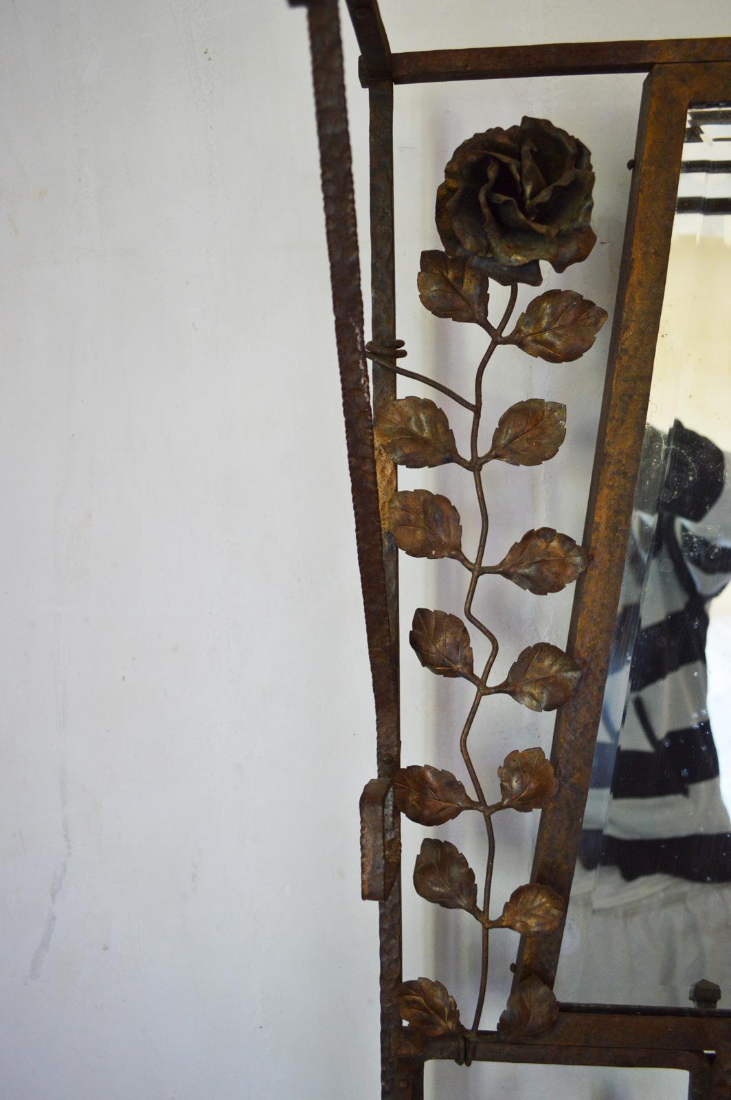 French Art Deco Coat-Rack in Wrought Iron, with Roses, circa 1930 For Sale 10