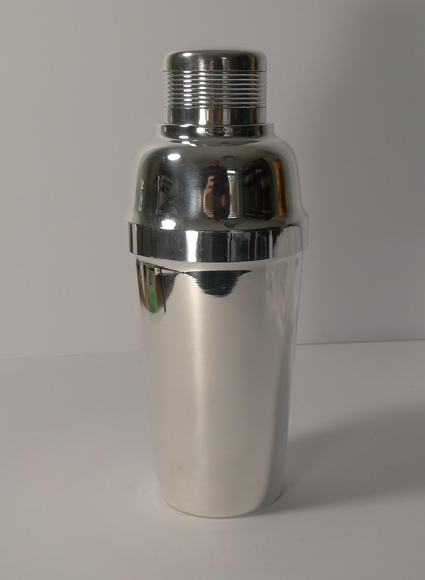 French Art Deco Cocktail Shaker by Ercuis, Paris, circa 1940 In Good Condition In Bath, GB