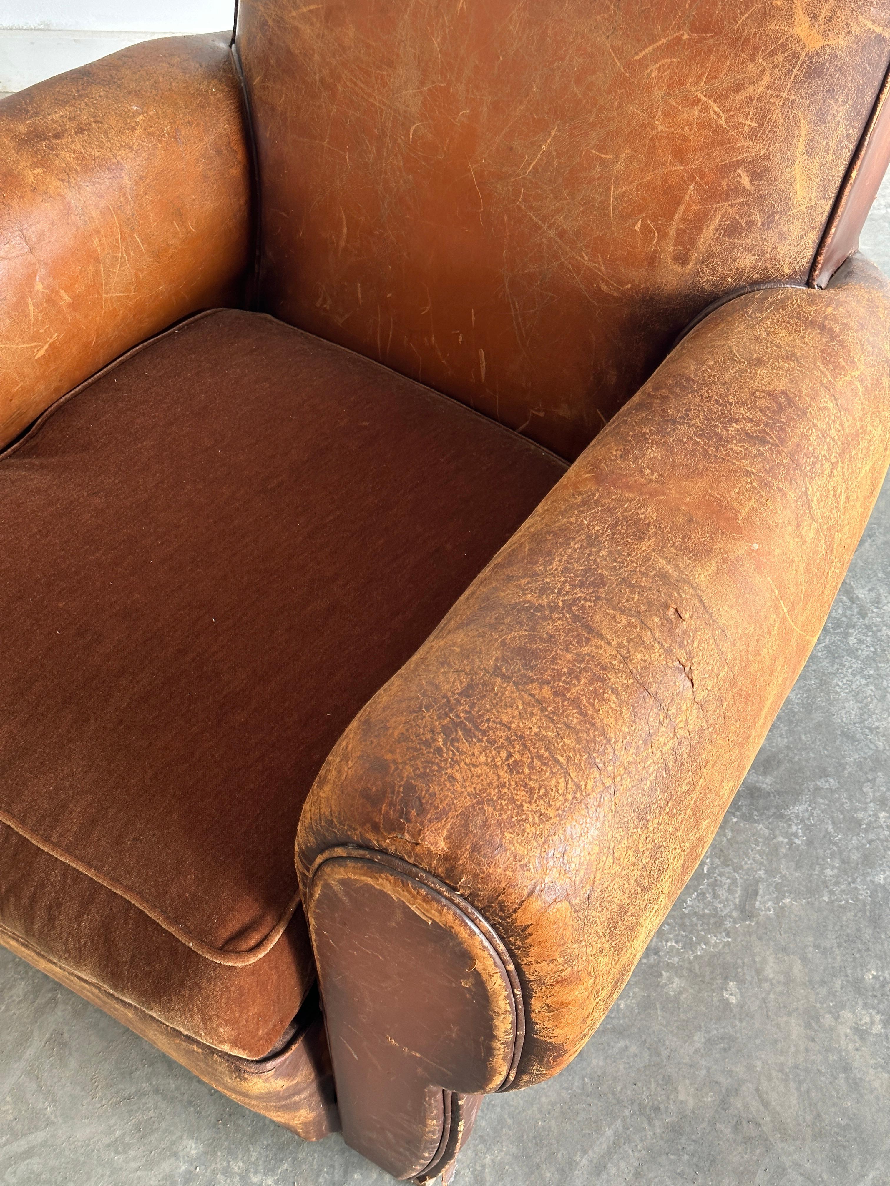 French art deco cognac leather and velvet moustache club chair For Sale 2