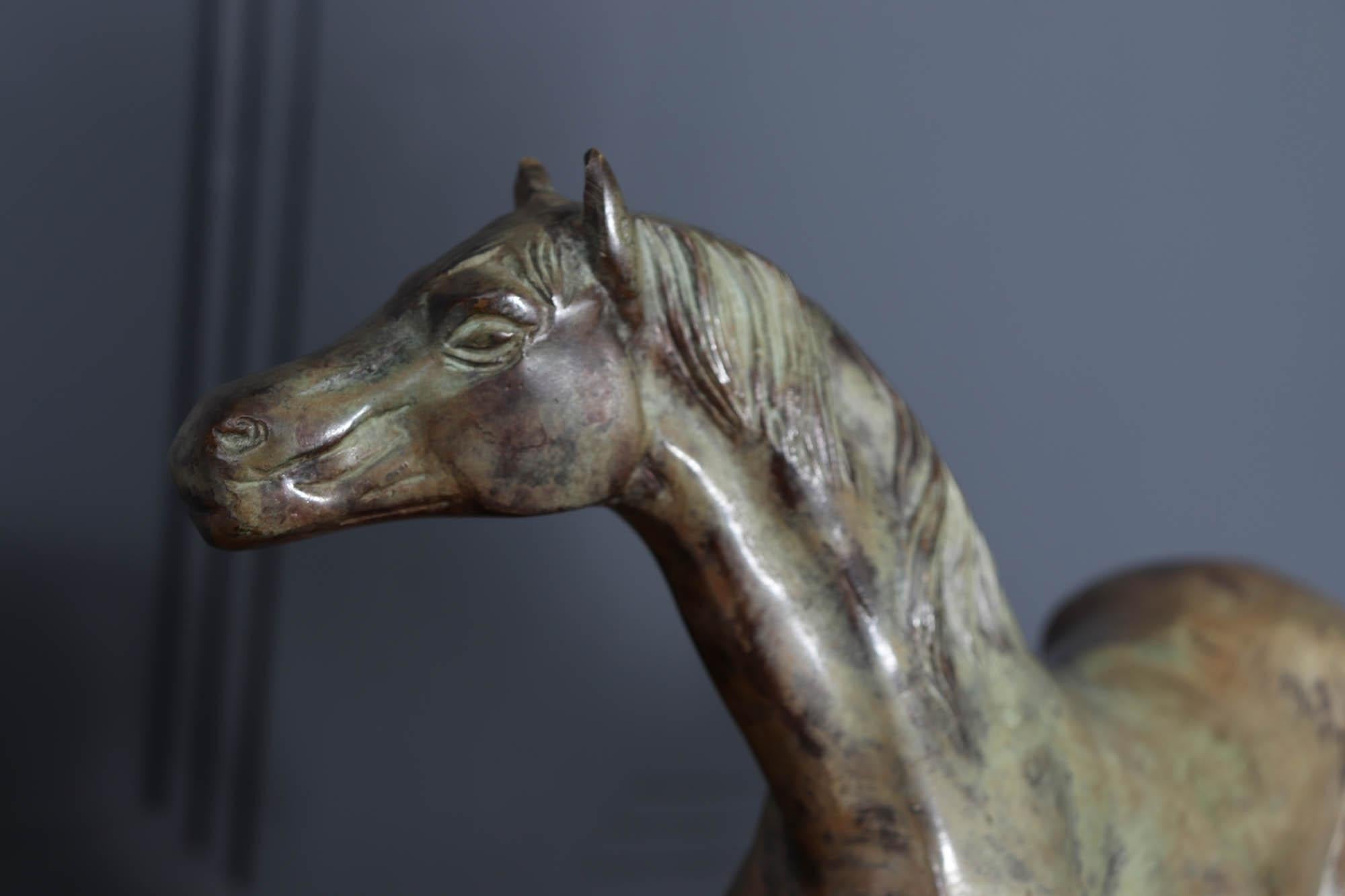 Bronzo dipinto a freddo di un cavallo in stile Art Deco francese in vendita 5
