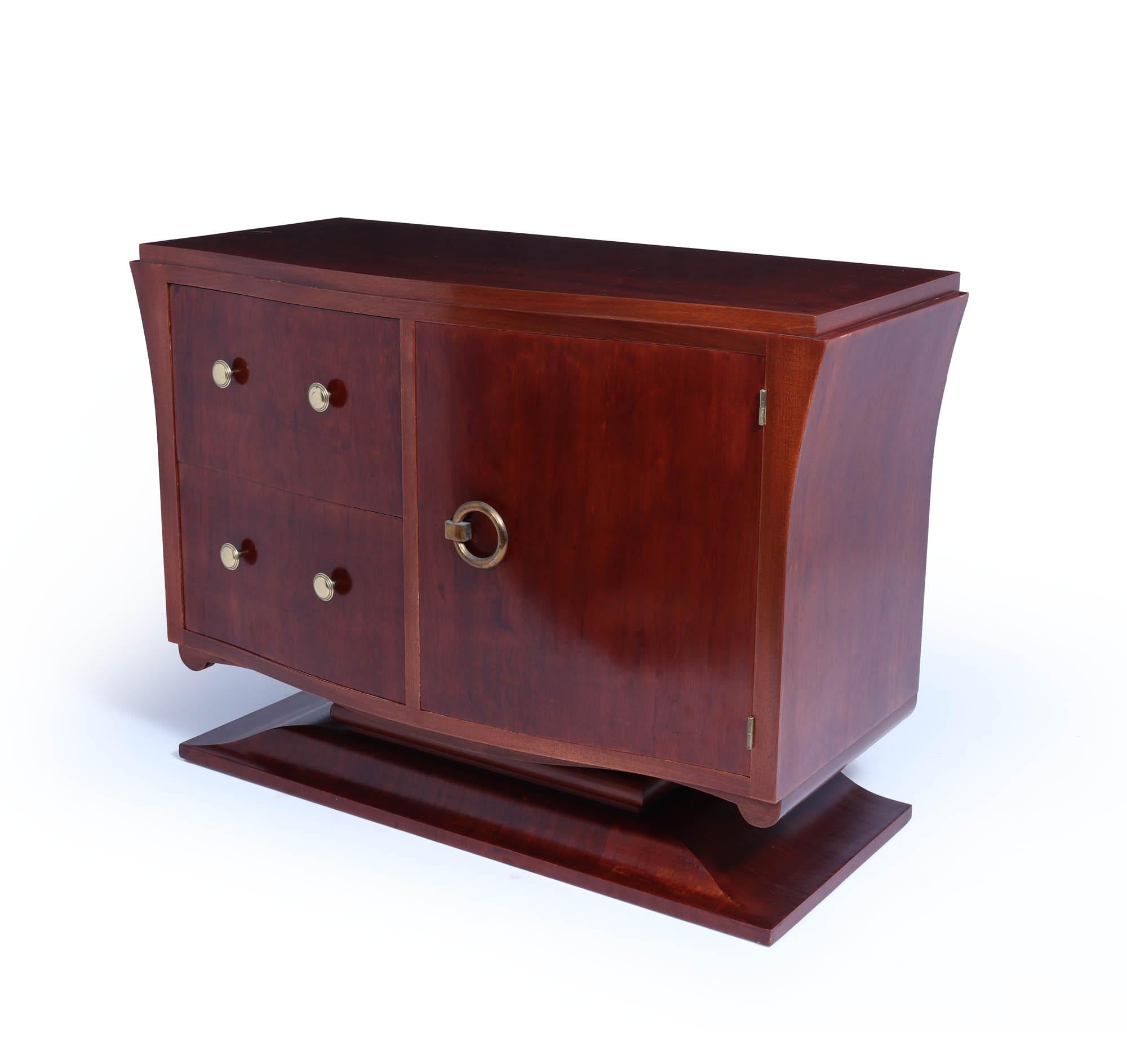 Mid-20th Century French Art Deco Commode For Sale
