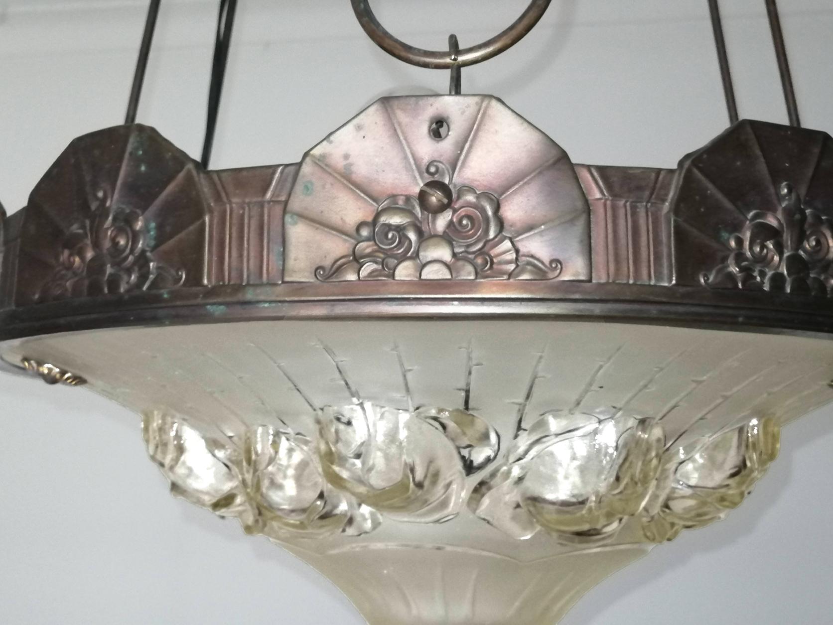 French Art Deco Cone Shape Glass Skyscraper Chandelier Signed by Schneider c1920 For Sale 2