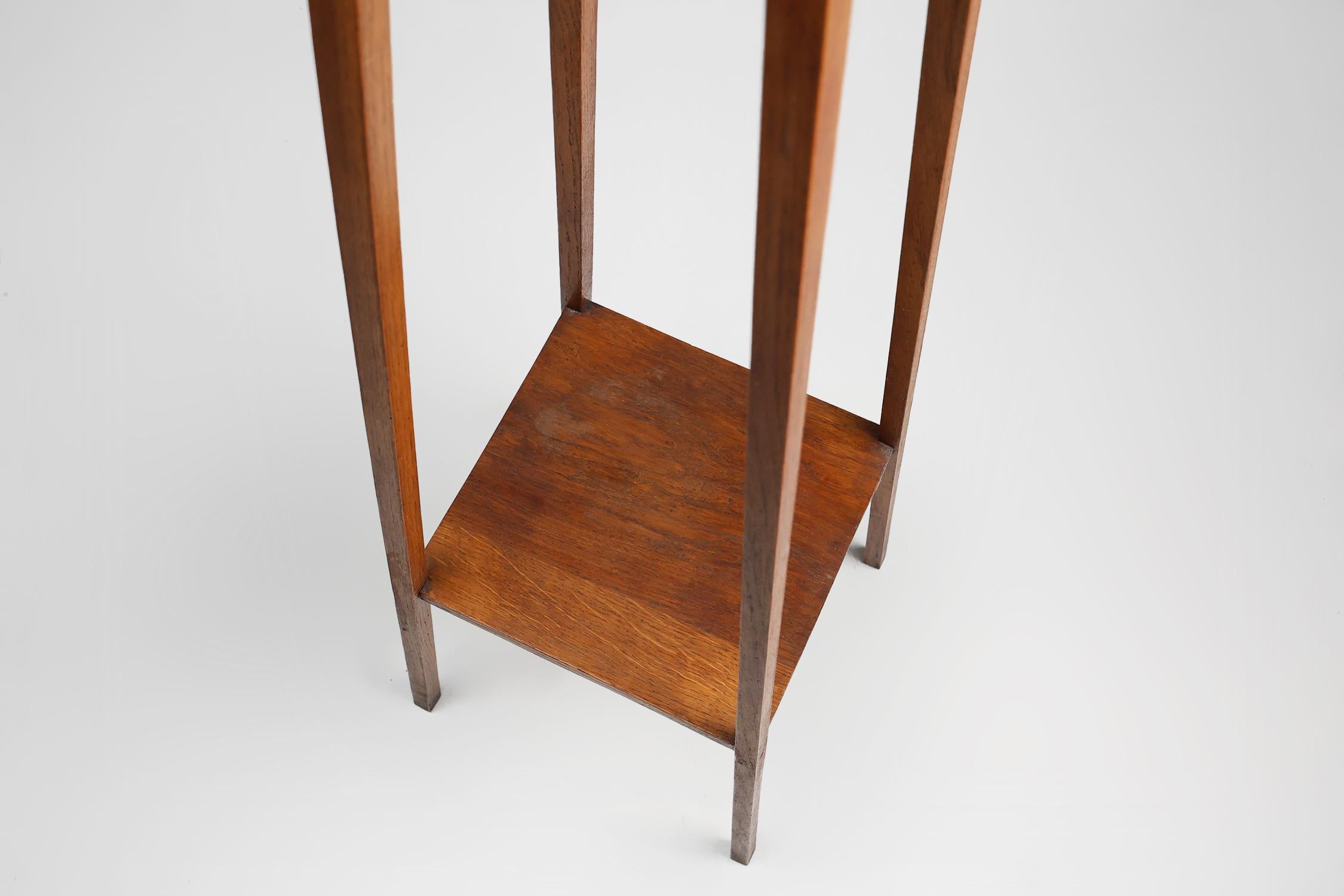 Console o pied de stalle Art Déco francese in legno di quercia, 1920 ca. in vendita 1