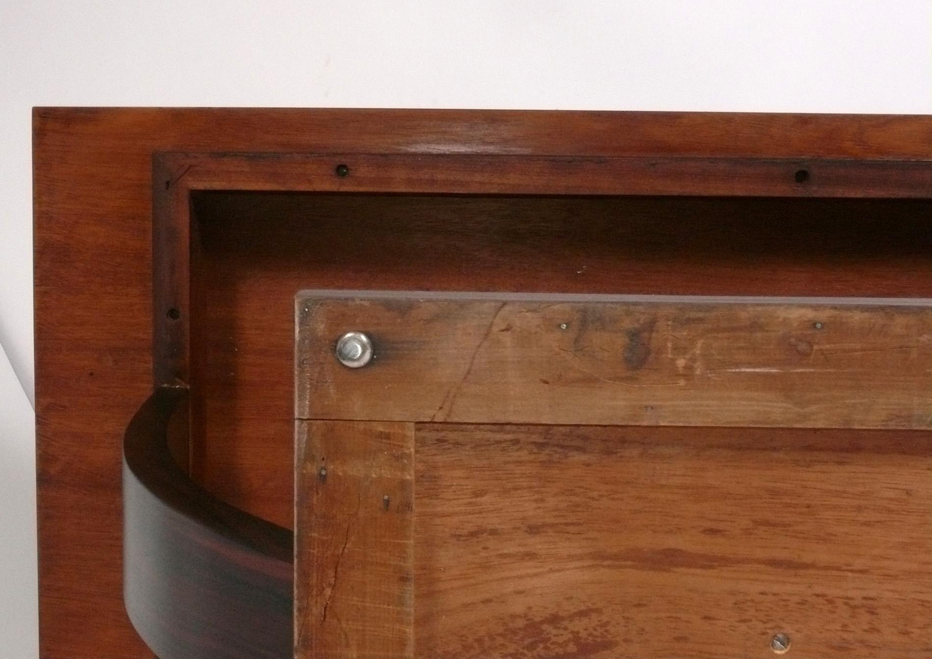 French Art Deco Console Table in Rosewood circa 1930s Refinished For Sale 1