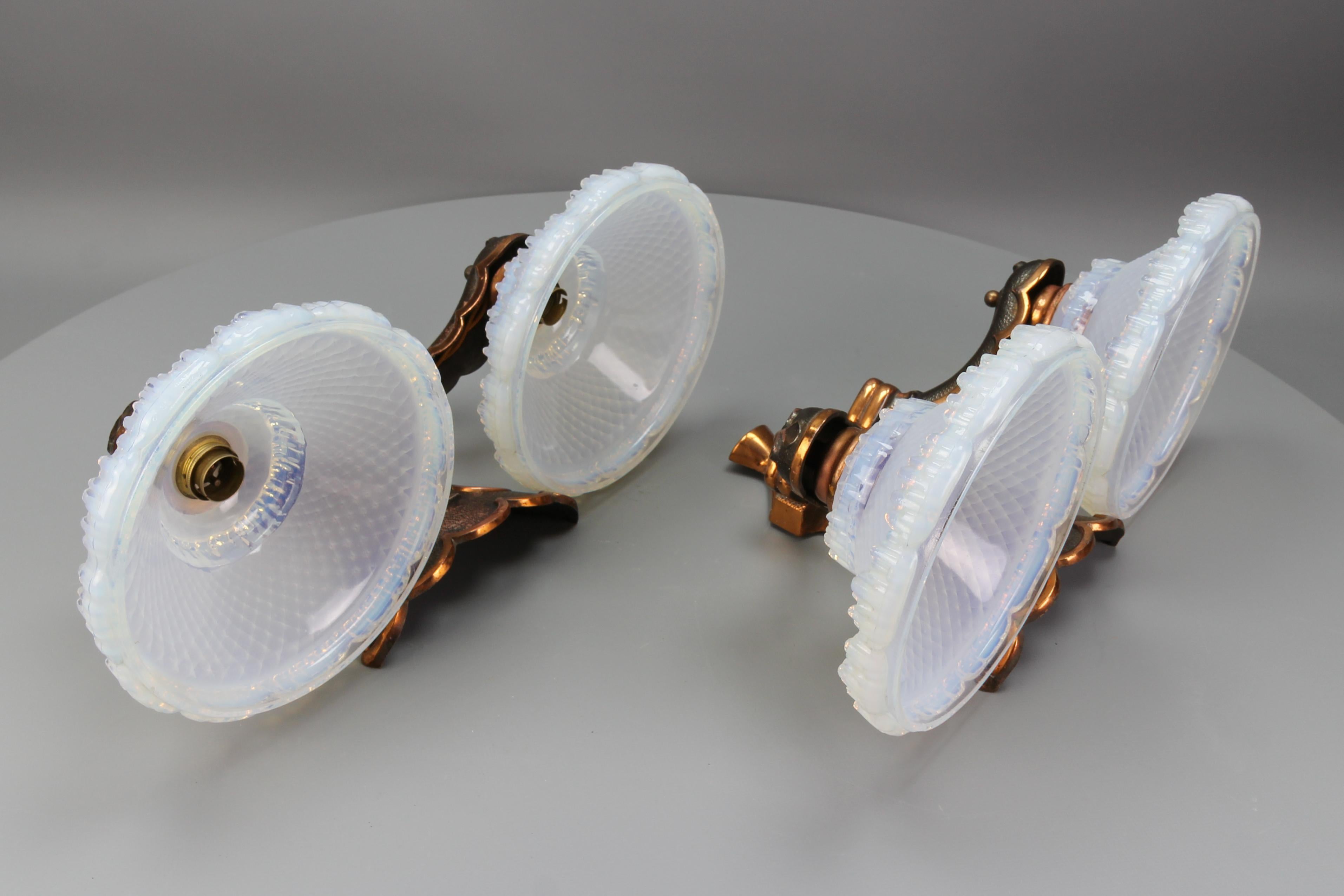 French Art Deco Copper and Opalescent Glass Sconces by Ezan, Set of Two For Sale 4
