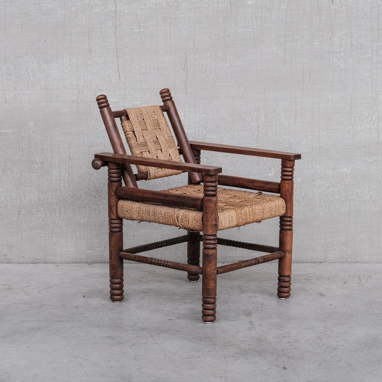 Mid-Century moderno Poltrona francese Art Déco in corda e quercia Attr. a Charles Dudouyt in vendita