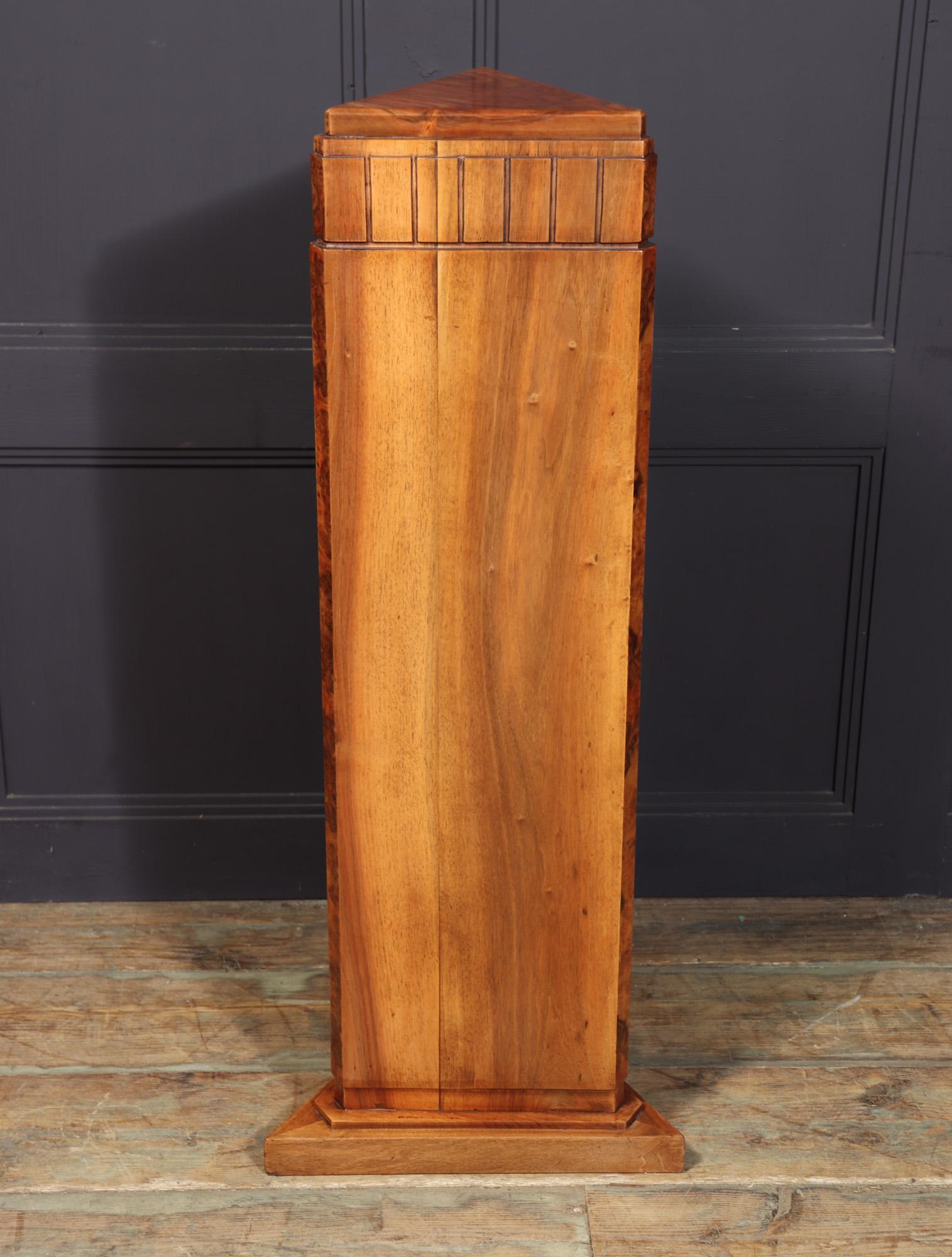 French Art Deco Corner Column 5