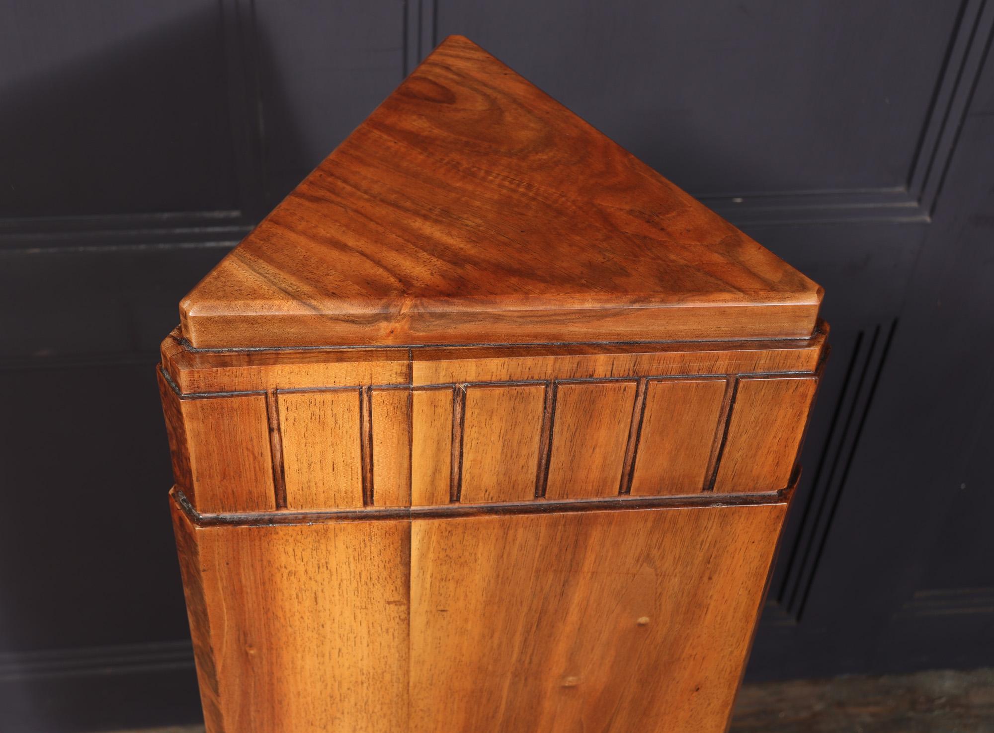 French Art Deco Corner Column 6