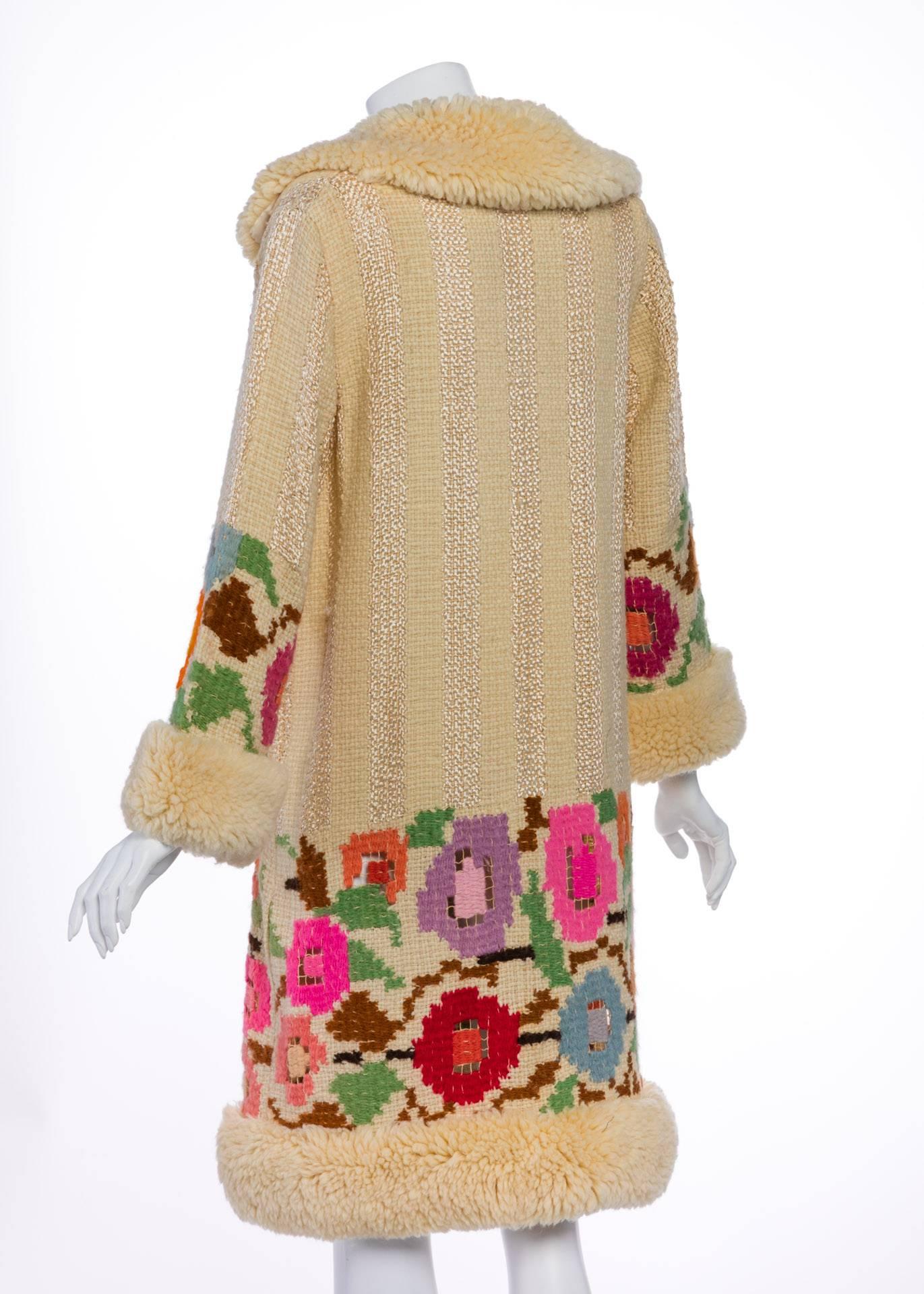Französische Art Deco Couture Elfenbein Wolle und  Seidenmantel mit Blumenmuster aus Flapper, 1920er Jahre  Damen im Angebot
