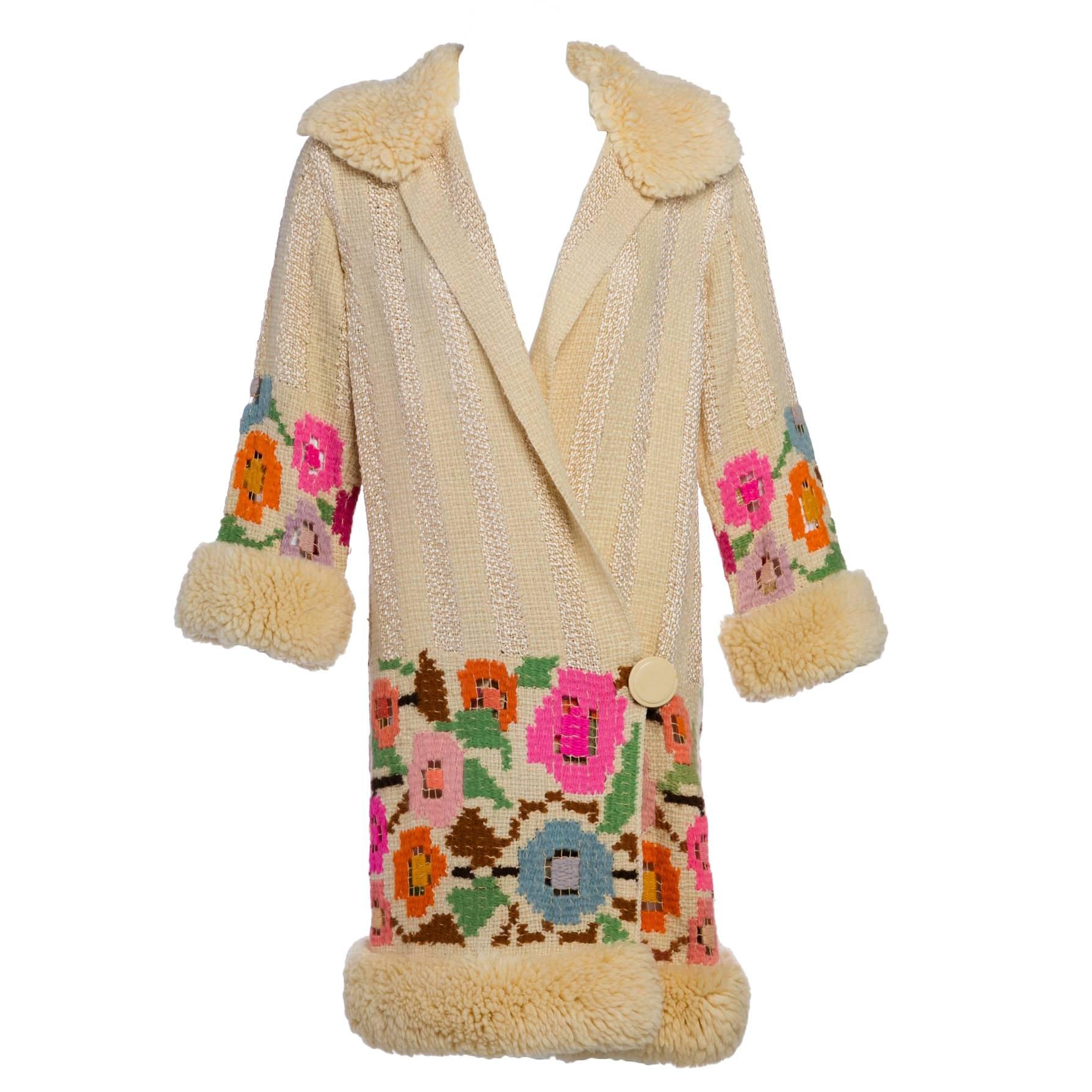 French Art Deco Couture Ivory Wool and  Silk Floral Flapper Coat, 1920s  For Sale