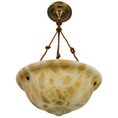 Lampe à suspension Art Déco française en albâtre de couleur crème, années 1930