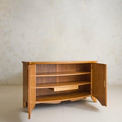 Credenza Art Déco francese con frontale ricurvo, anni ’40