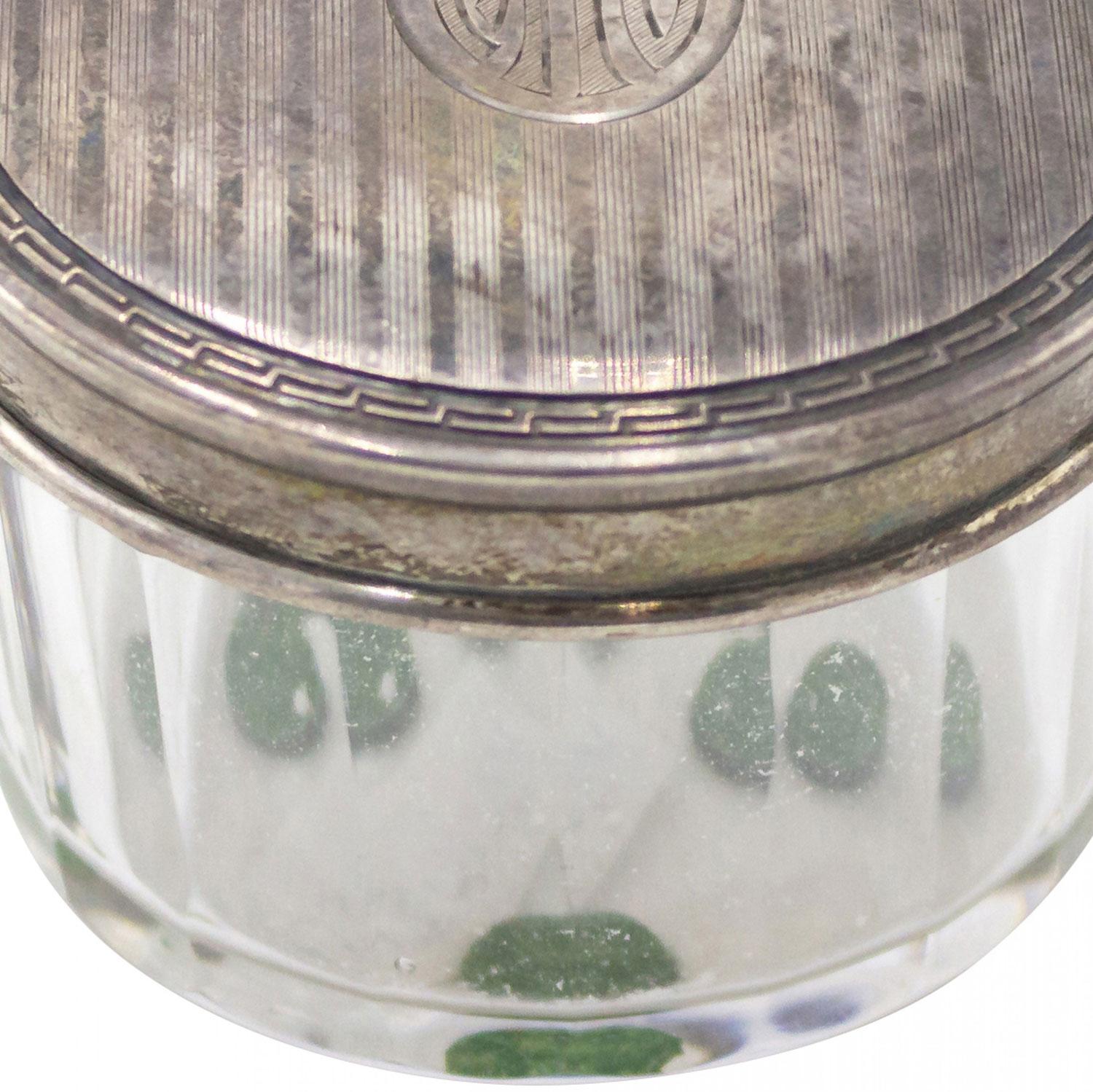 Französische Art Deco Kristall- und Silberdose (20. Jahrhundert) im Angebot