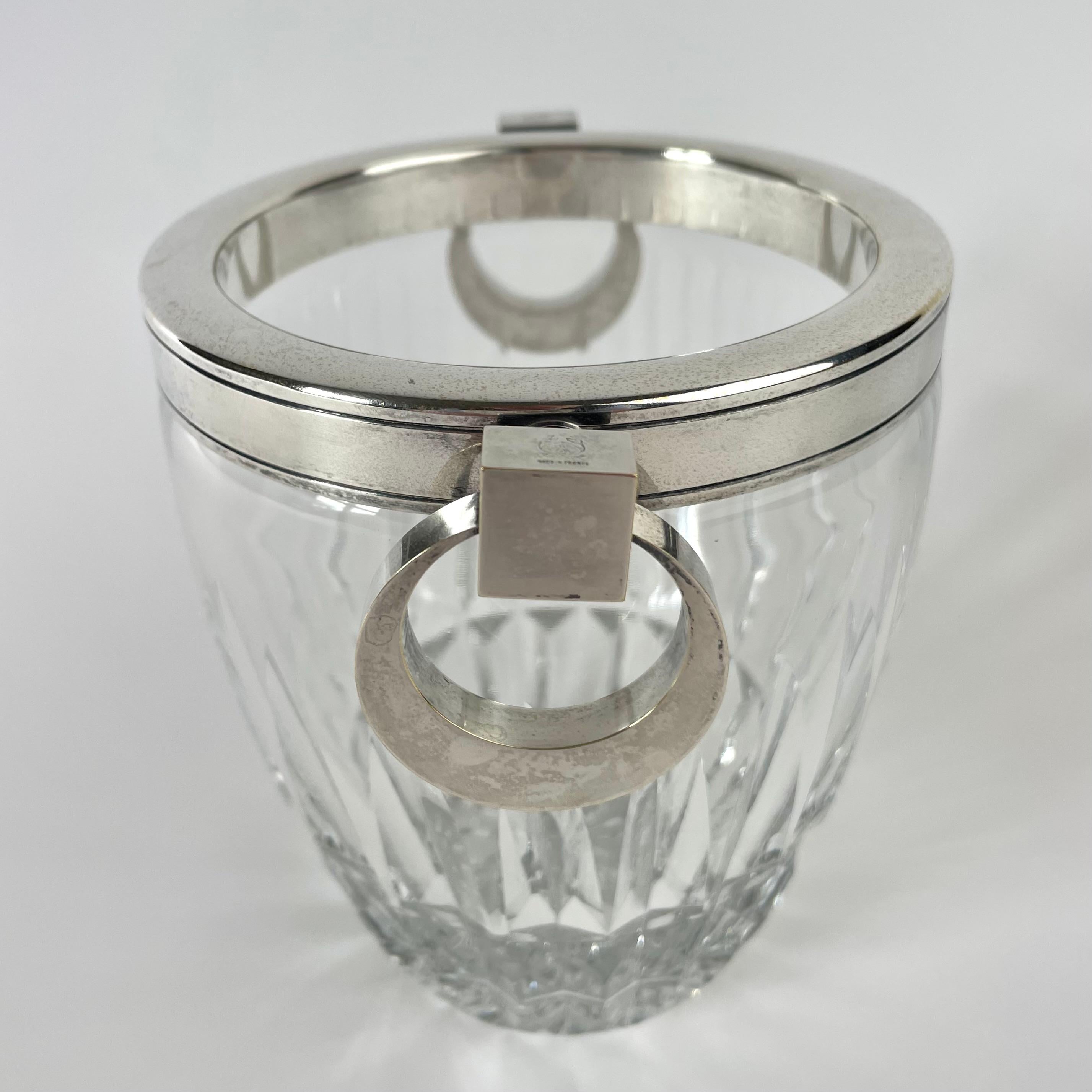 Seau à glace en cristal de l'Art déco français avec montures en métal argenté, années 1930 en vente 3