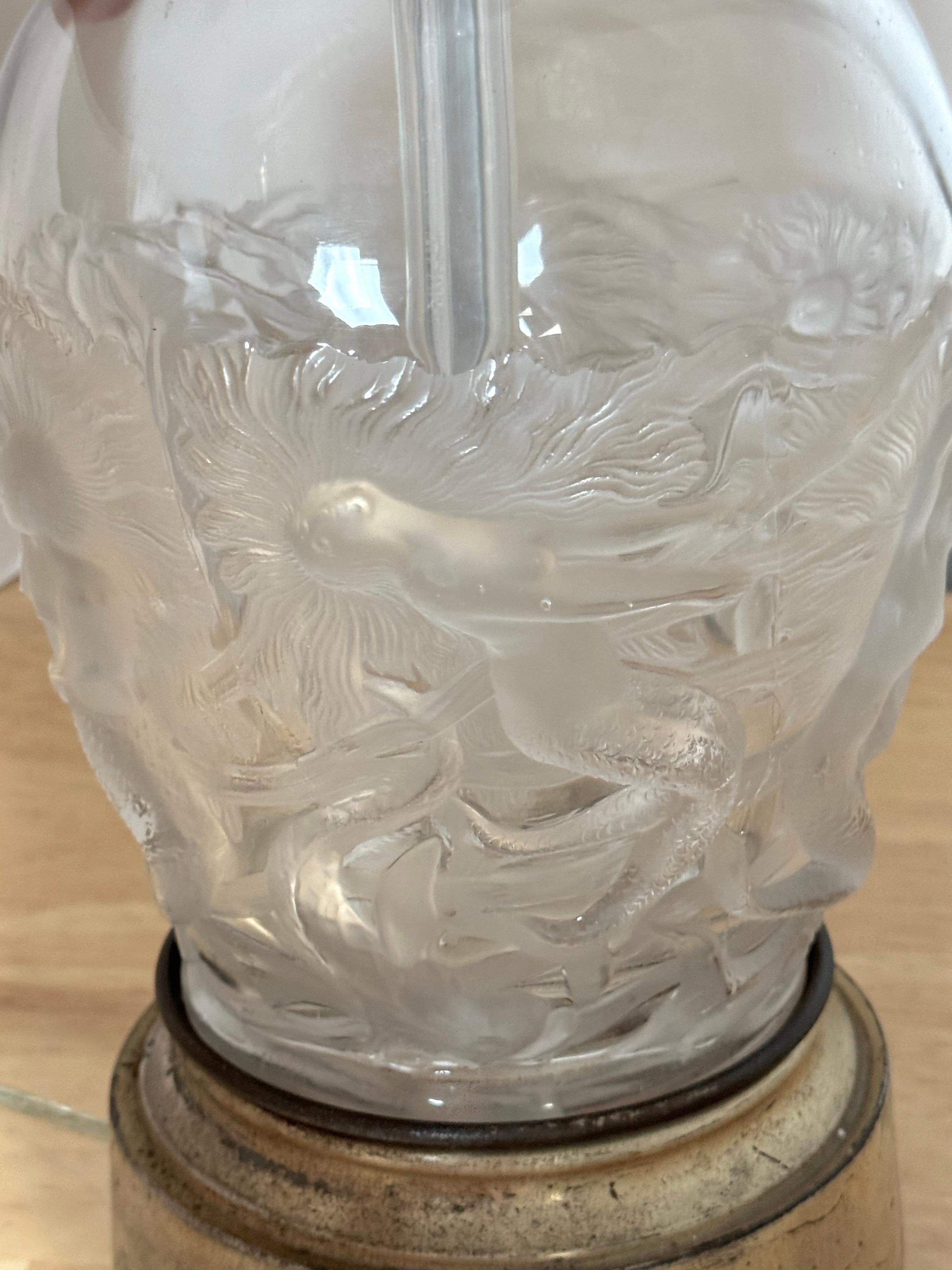 Lampe Art déco française Mermaids & Dolphin's par Verlys Glass en vente 4