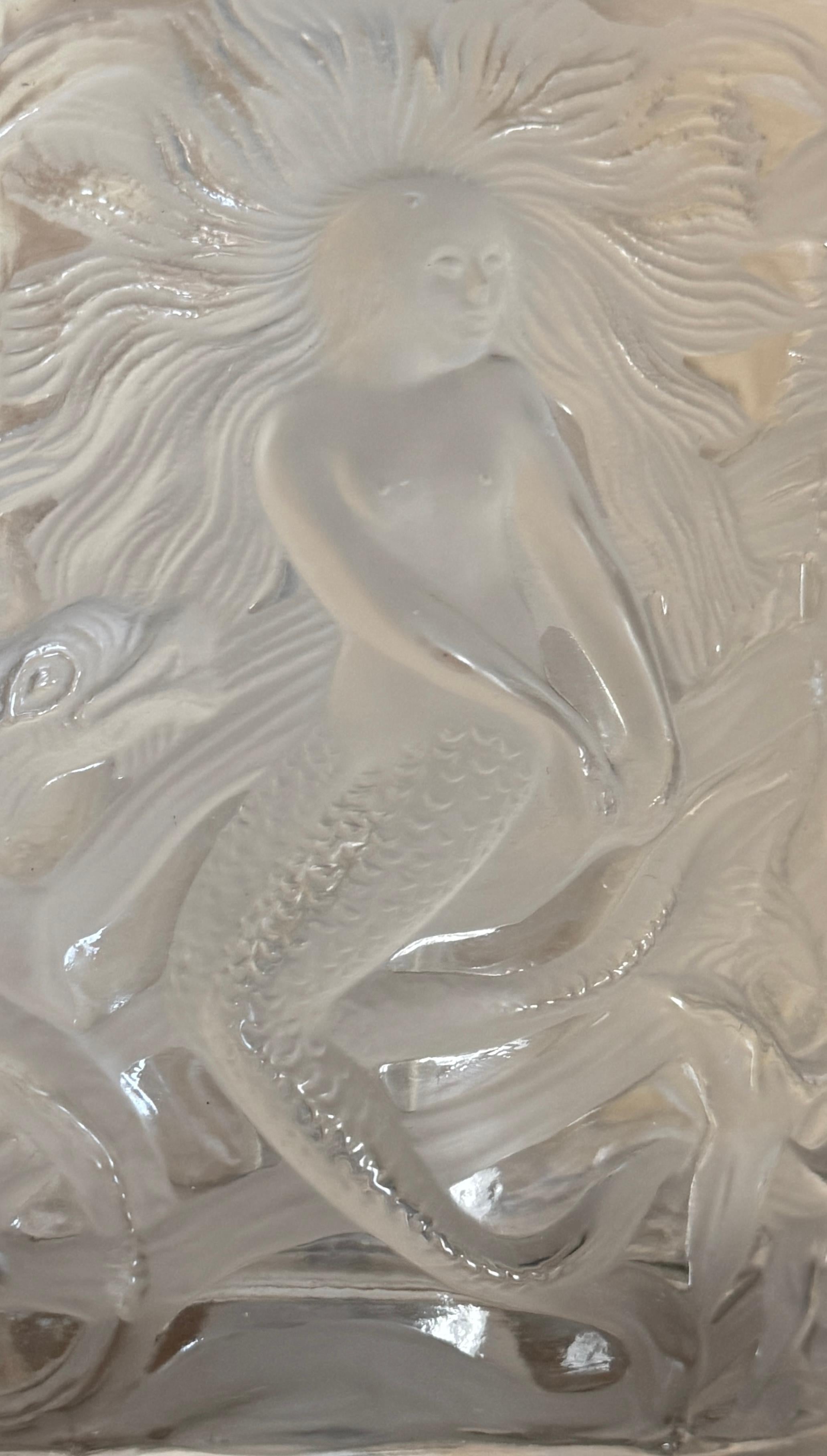 Lampe Art déco française Mermaids & Dolphin's par Verlys Glass en vente 8