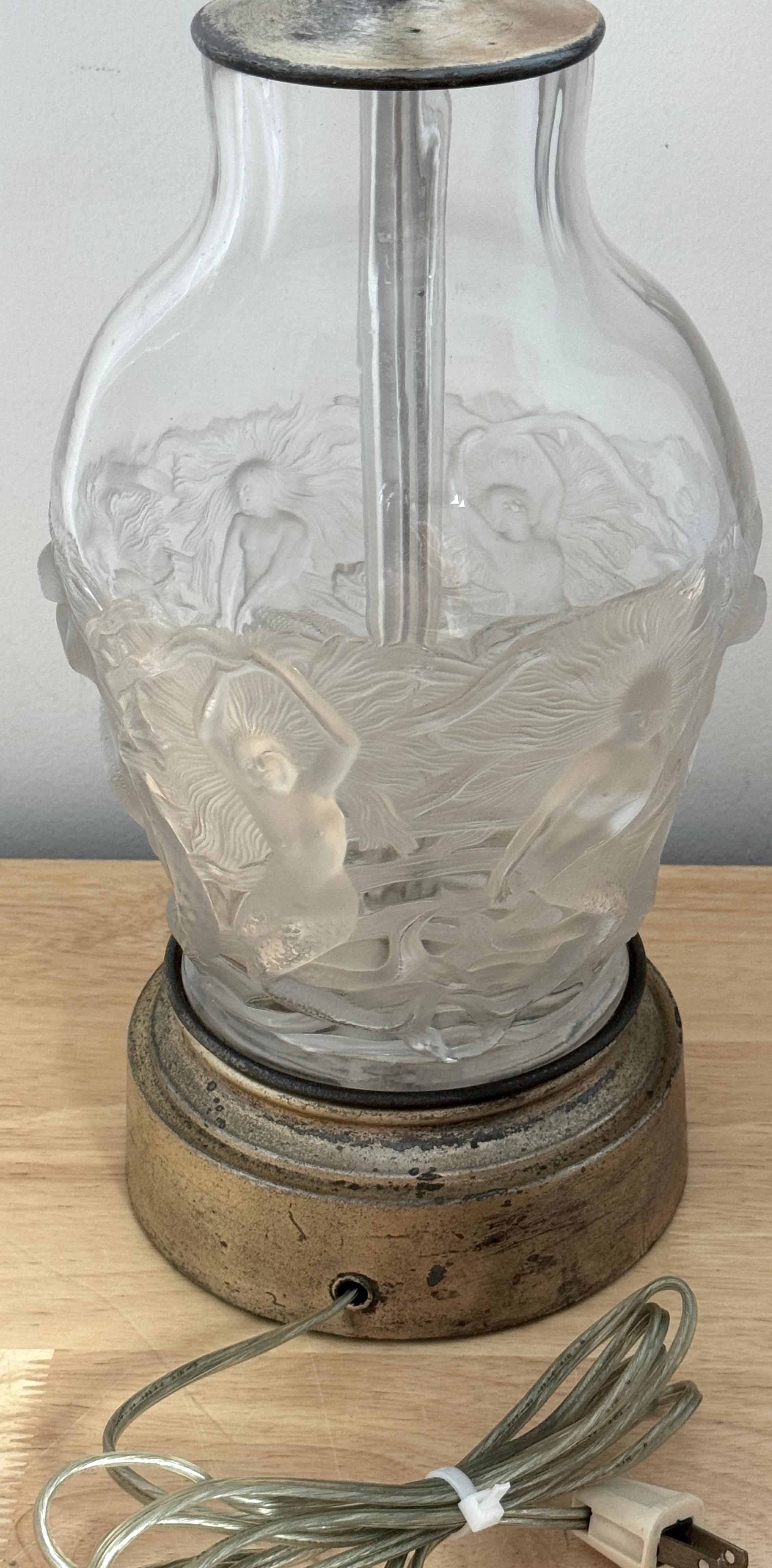Lampe Art déco française Mermaids & Dolphin's par Verlys Glass en vente 2
