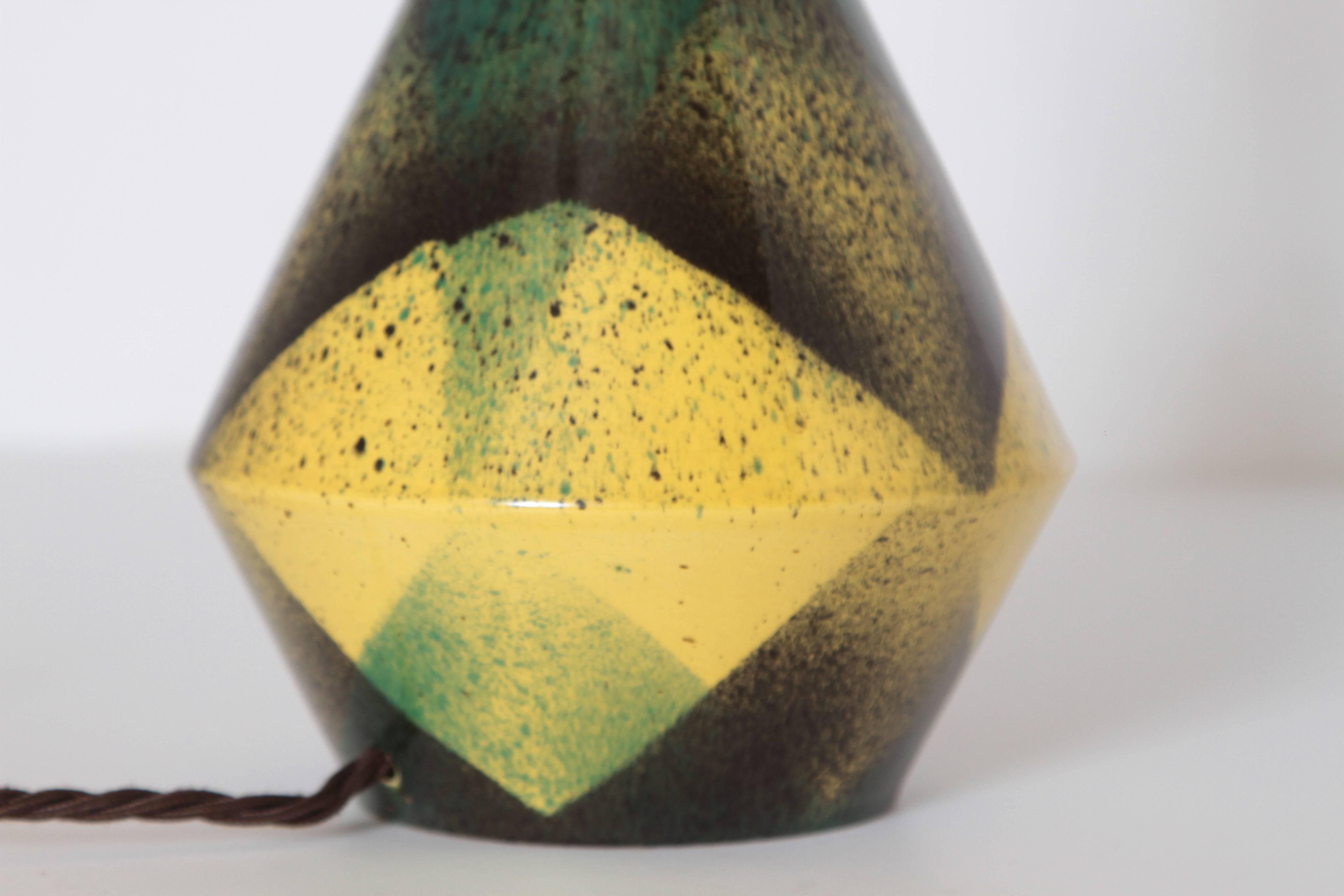 Milieu du XXe siècle Lampe en grès émaillé Art Déco cubiste français Marcel Guillard pour Éditions Etling en vente