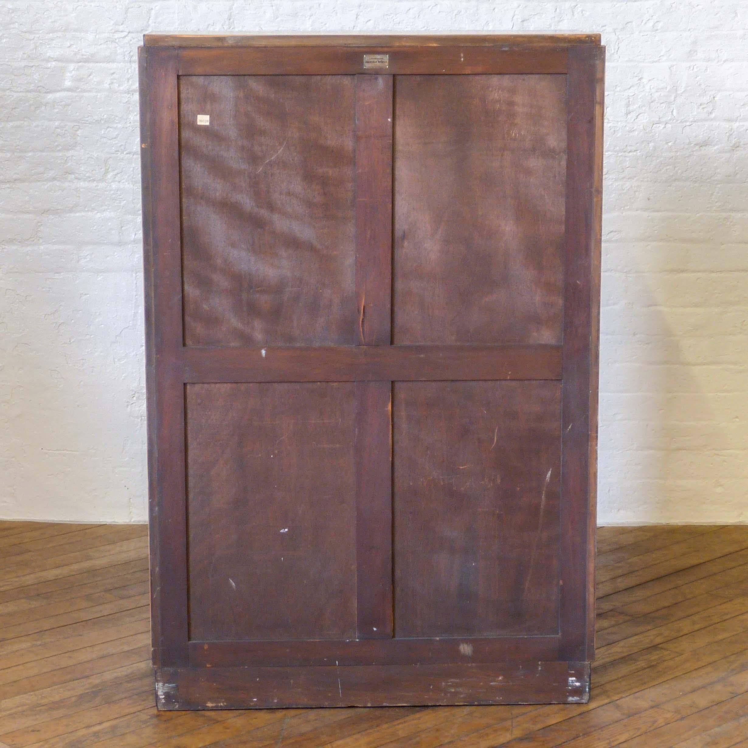 French Art Deco Cupboard by Mercier Frères In Good Condition In Manchester, GB