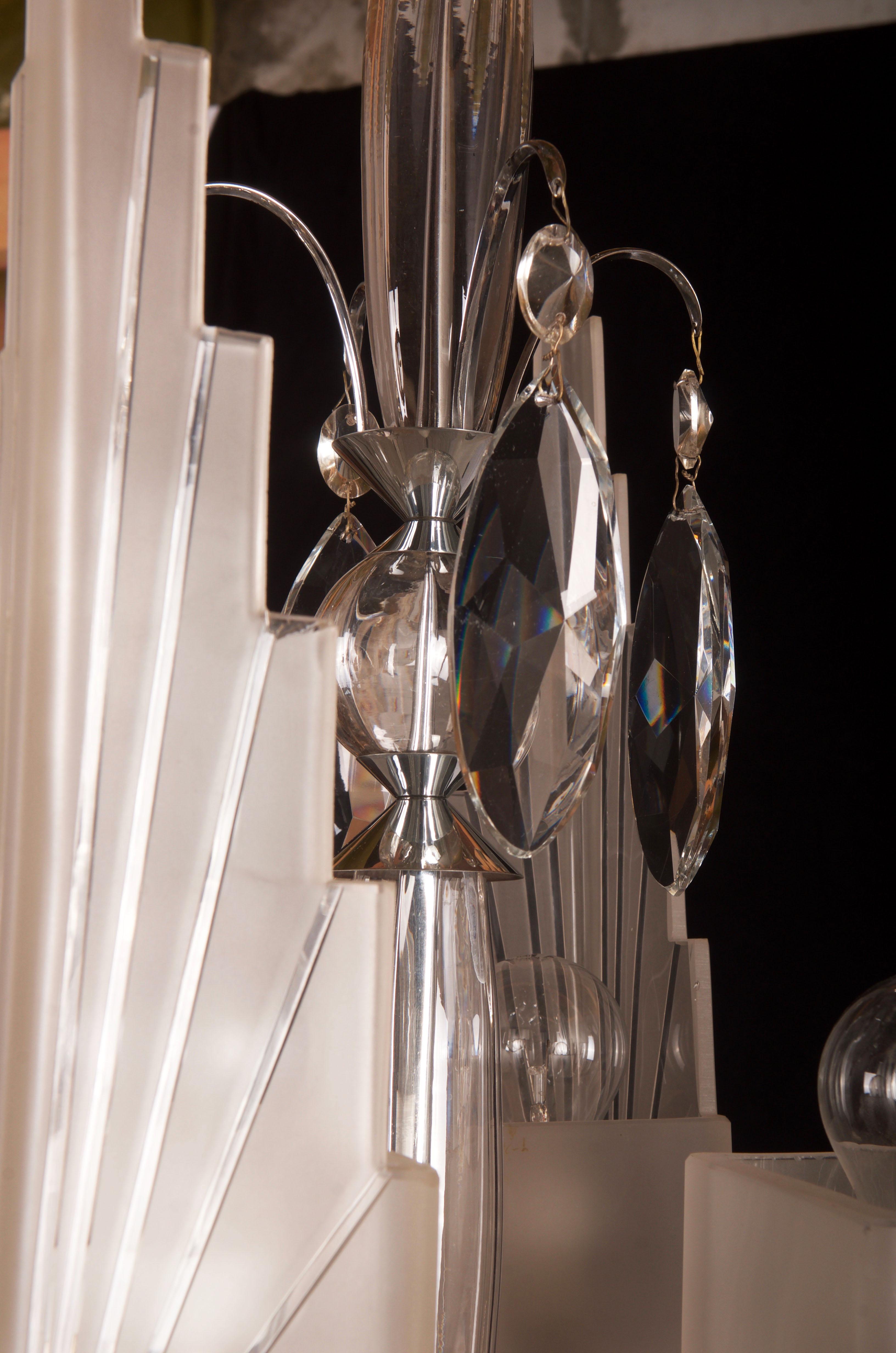 Lampadario francese Art Deco con cristalli tagliati in vendita 2