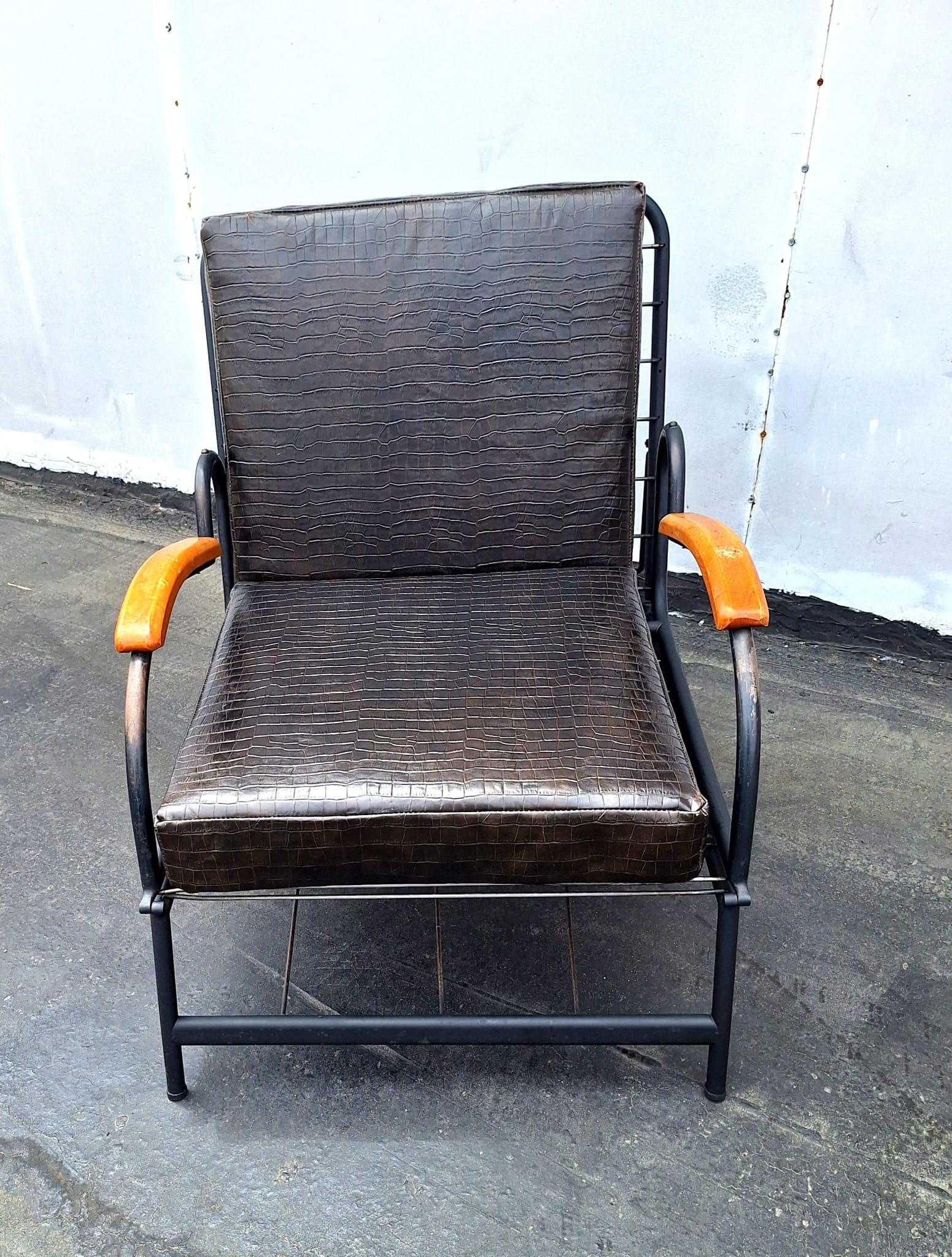 Mid-20th Century French Art Deco Daybed - Arm Chair For Sale