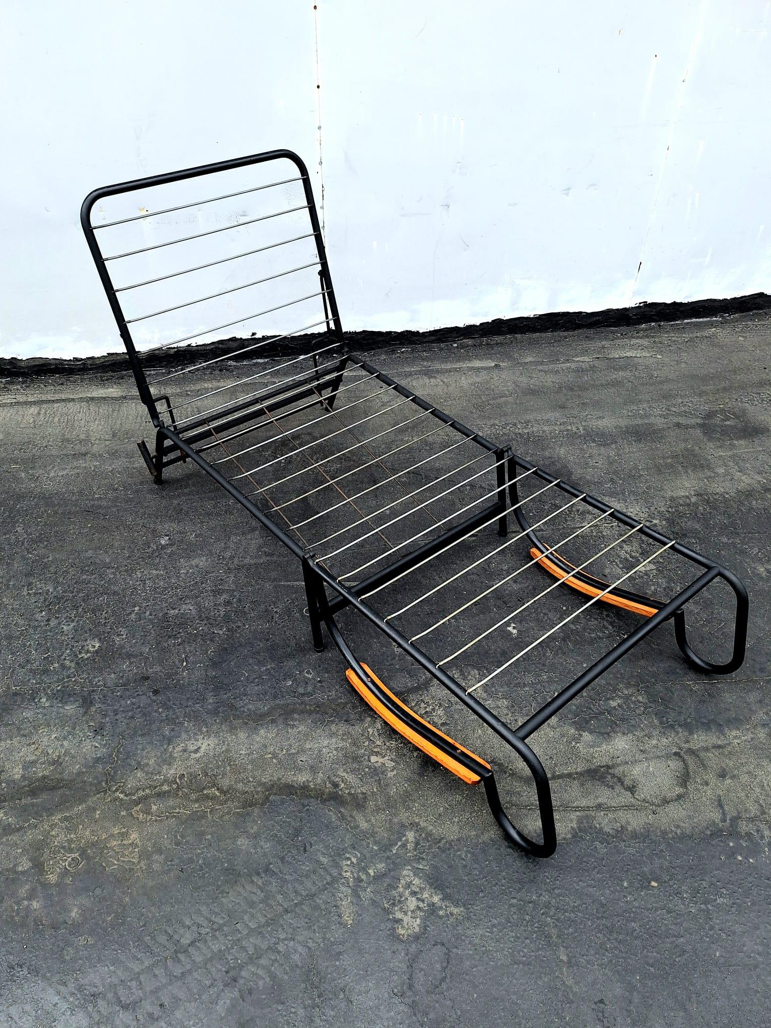 French Art Deco Daybed - Arm Chair For Sale 1
