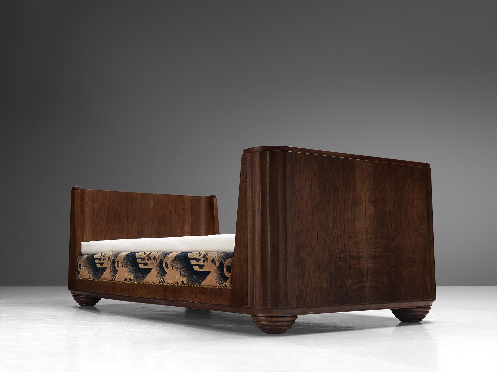 French Art Deco Daybed in Walnut  1