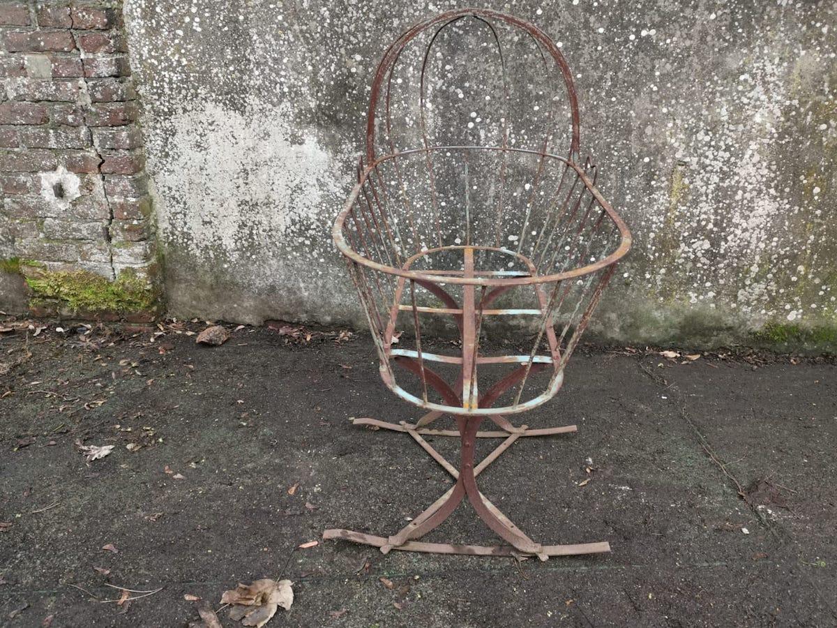 20th Century French Art Deco Decorative Iron Cot or Cradle with Canopy on Gentle Rockers For Sale