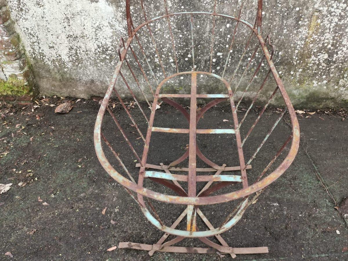 French Art Deco Decorative Iron Cot or Cradle with Canopy on Gentle Rockers For Sale 1