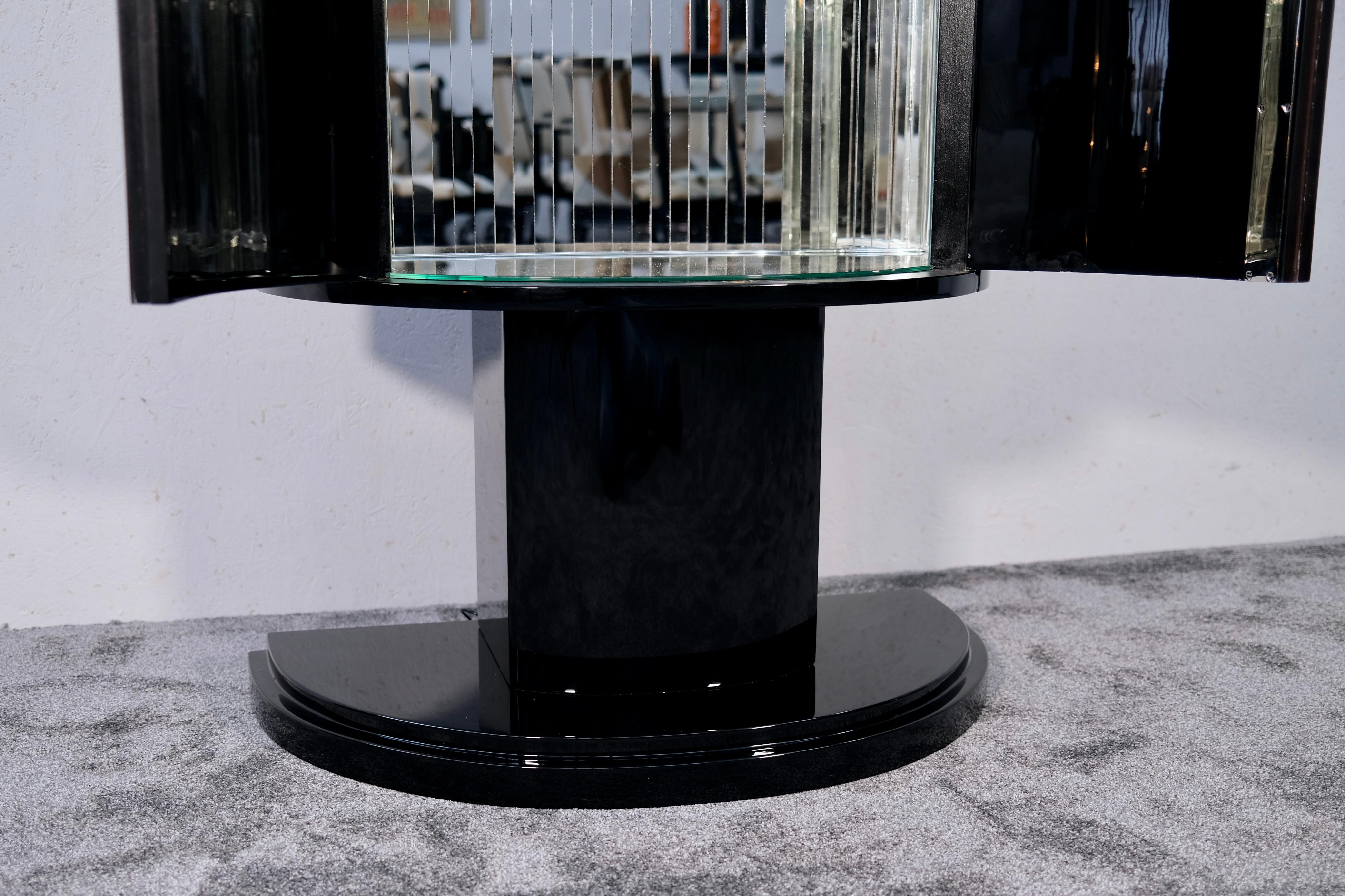 Mueble Bar Art Decó Francés Demi-Lune en Laca Negra con Tapa de Mármol, Años 30 en venta 6