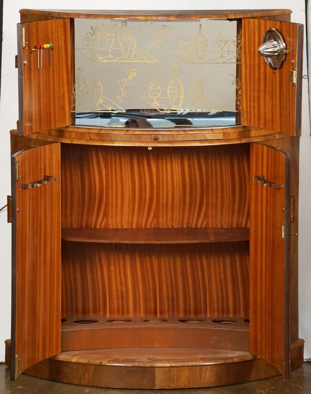 French Art Deco Demilune Bar or Cocktail Cabinet of Walnut 11