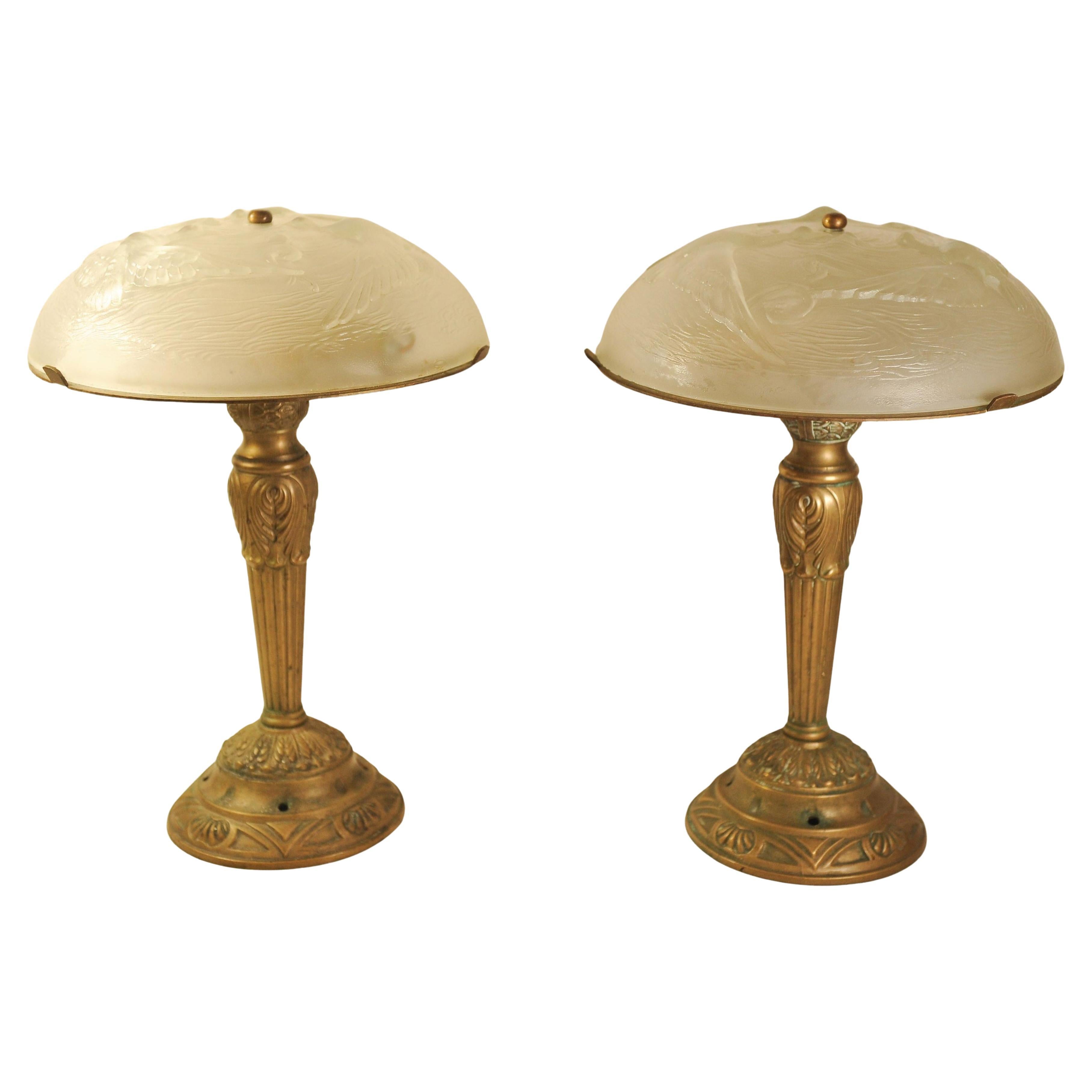 Art Déco Lampade da tavolo in vetro smerigliato e ottone in stile Art Deco francese di Léon Léon in vendita