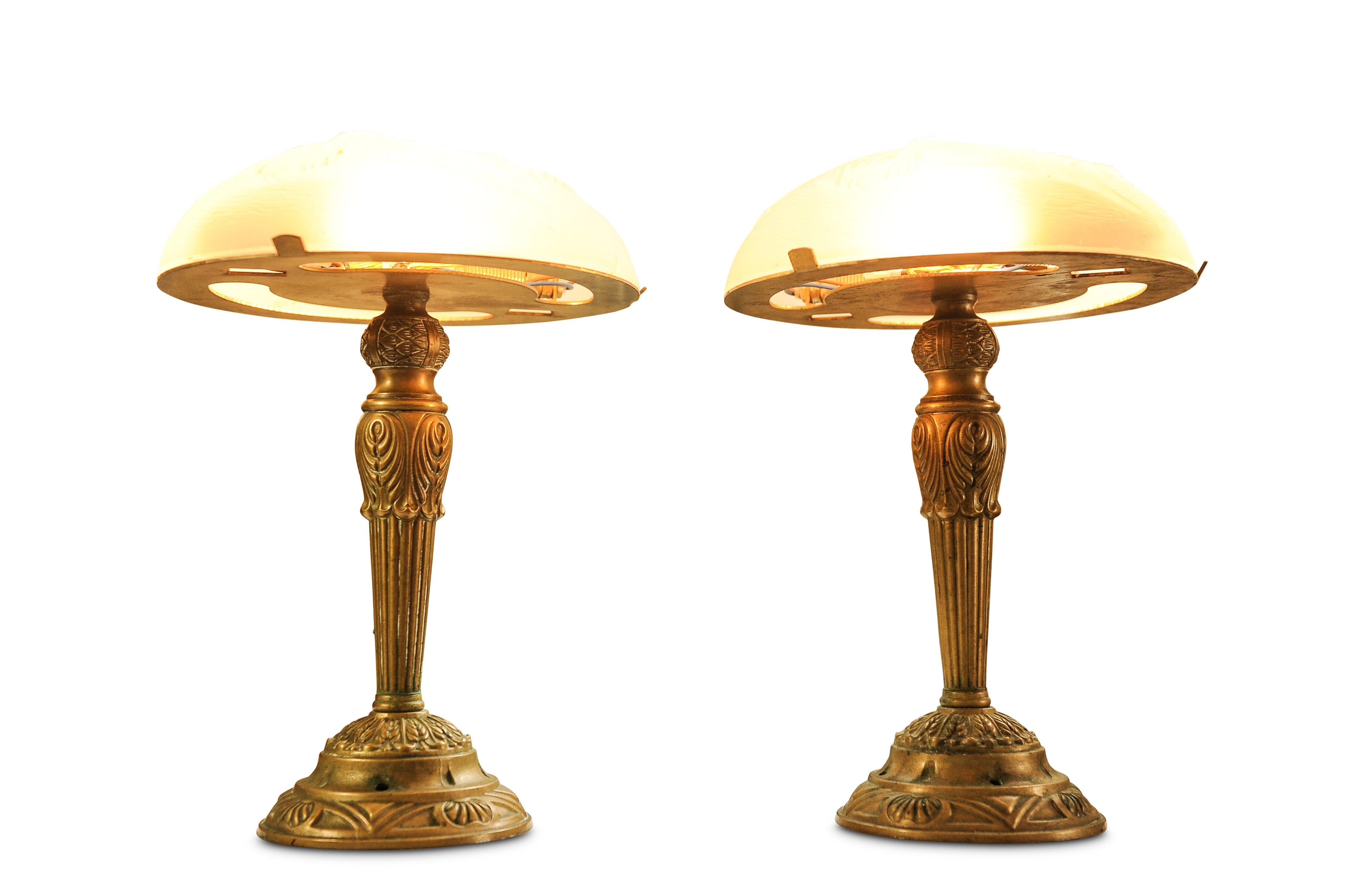 French Art Deco Design Frosted Glass & Brass Table Lamps Style Of Léon Hugue In Good Condition For Sale In Reading, Berkshire