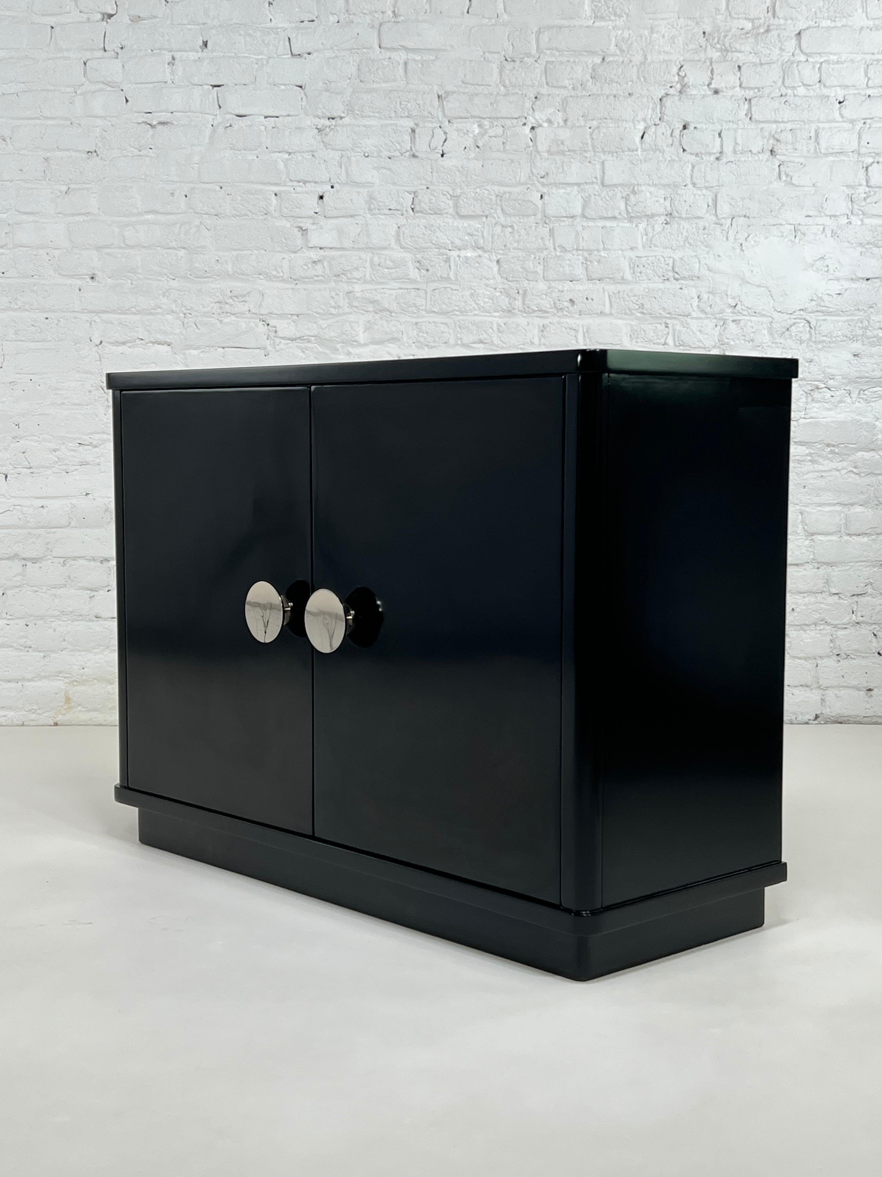 French Art Deco Design Style Chrome and Black Lacquered Wooden Cabinet For Sale 6