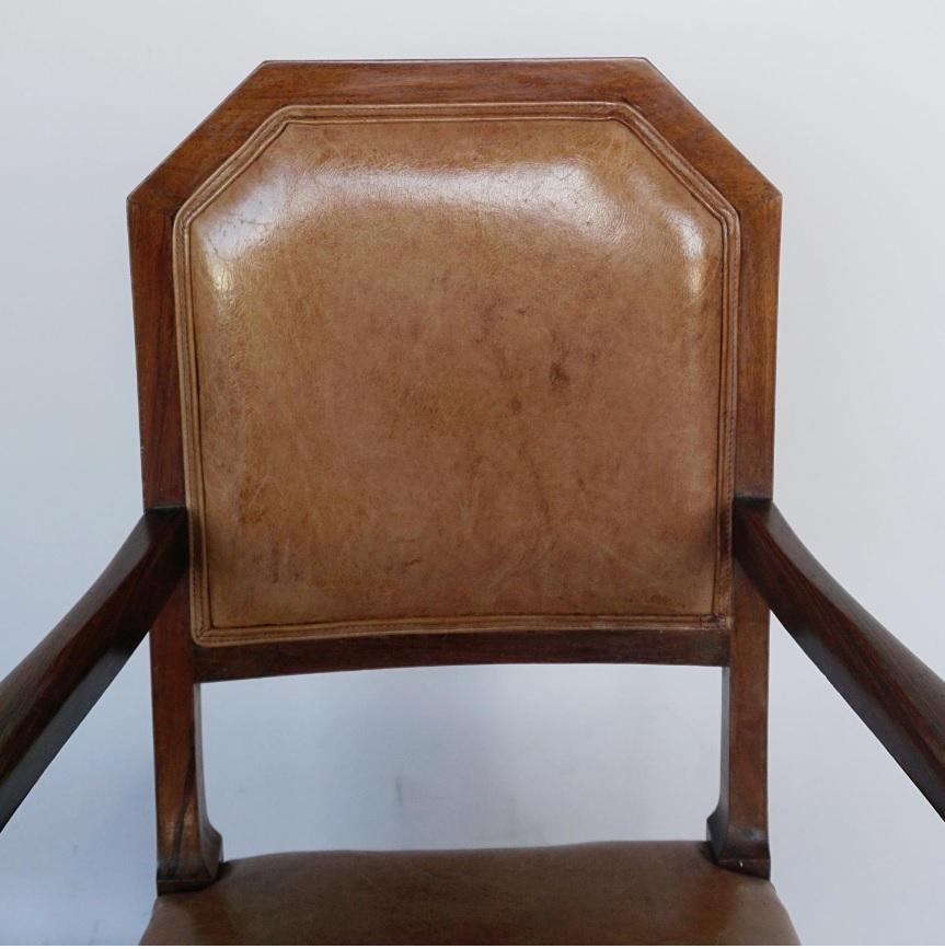 Chaise de bureau Art déco française Noyer et cuir, vers 1925 en vente 4