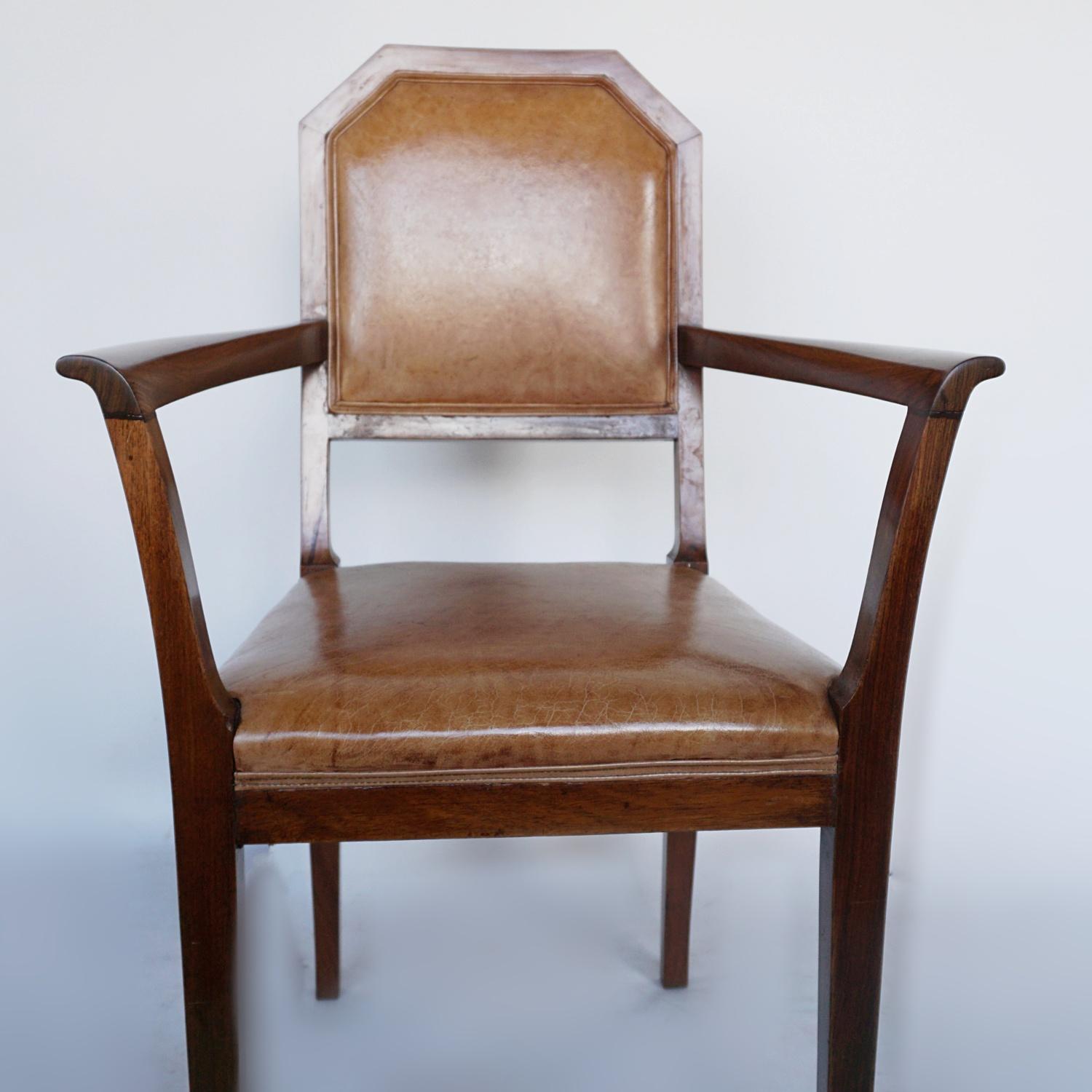 French Art Deco Desk Chair Walnut and Leather, Circa 1925 In Good Condition In Forest Row, East Sussex