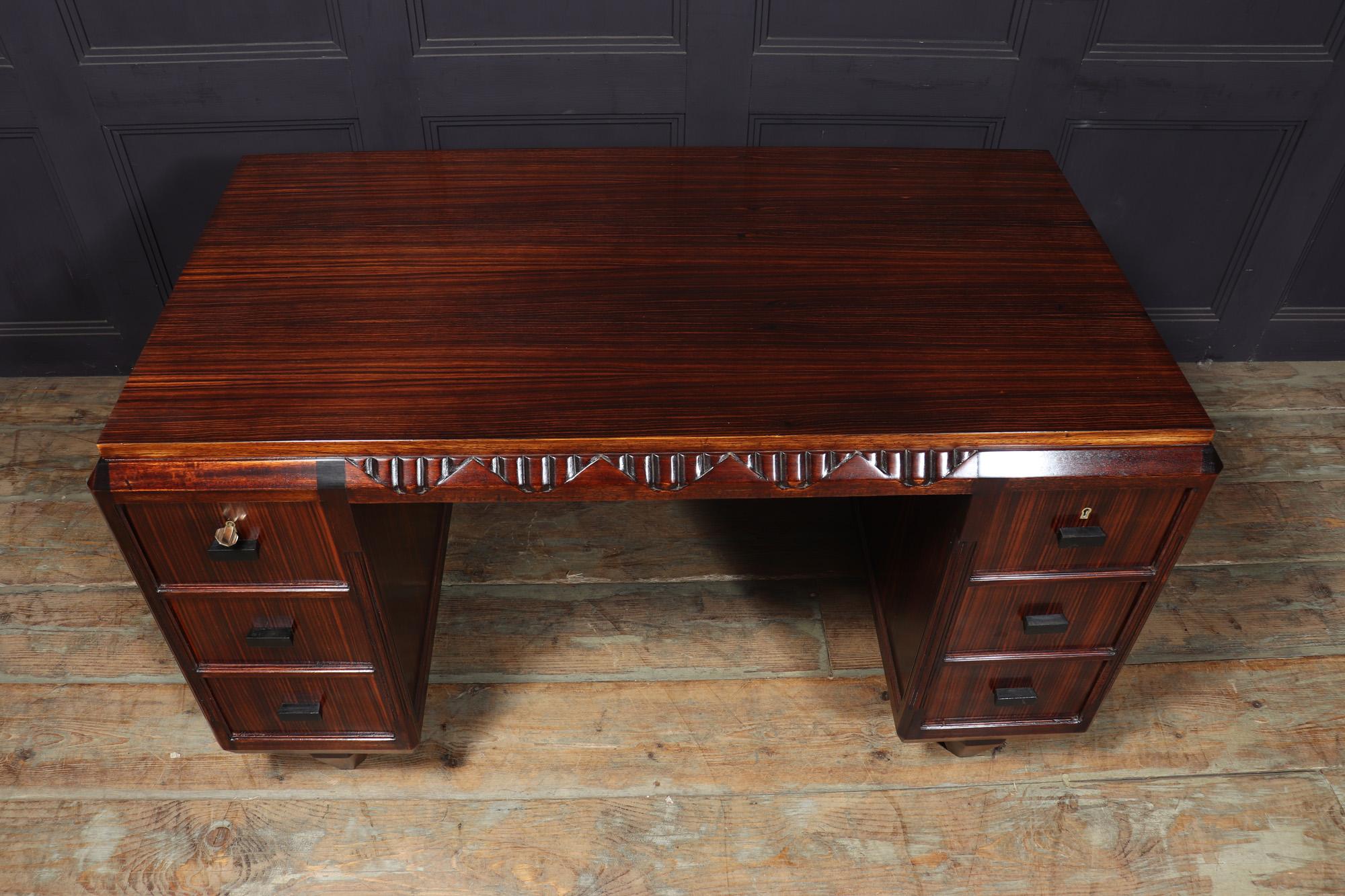 Early 20th Century French Art Deco Desk in Macassar Ebony By Majorelle For Sale