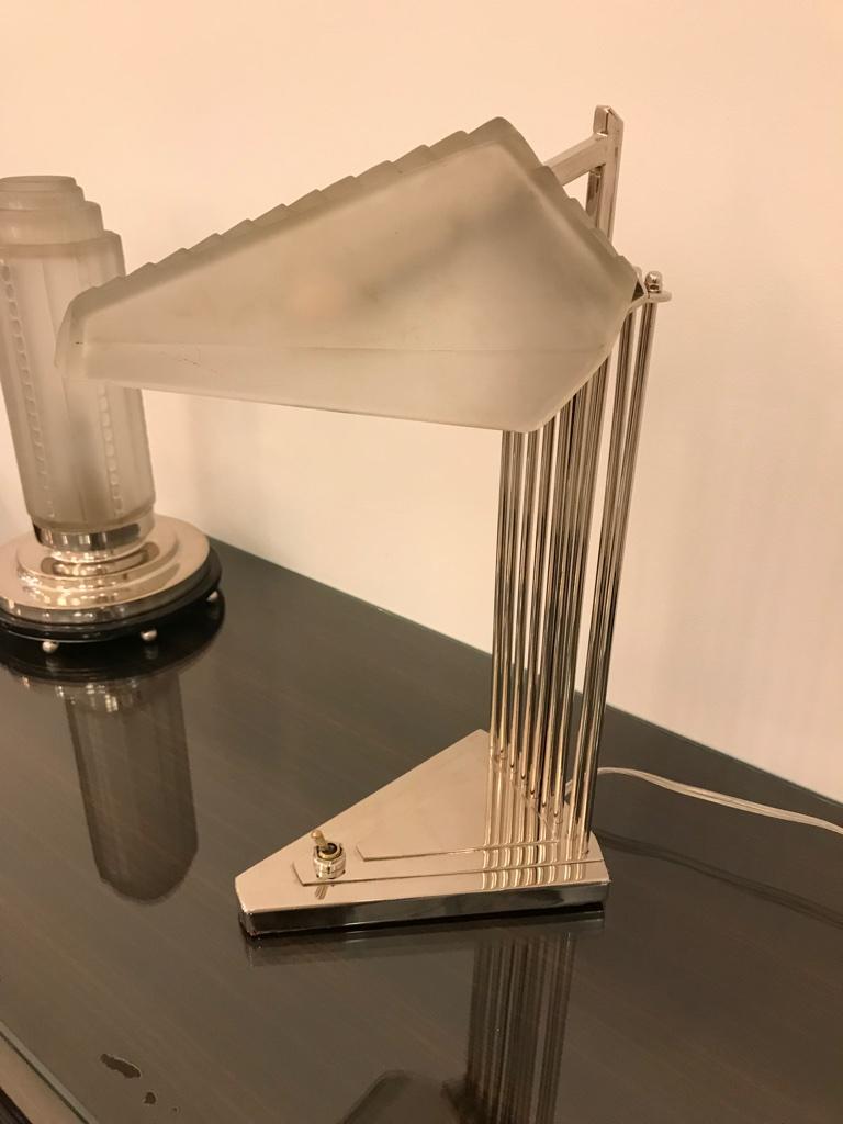 French Art Deco Desk Lamp Signed by Gênet et Michon In Excellent Condition For Sale In North Bergen, NJ