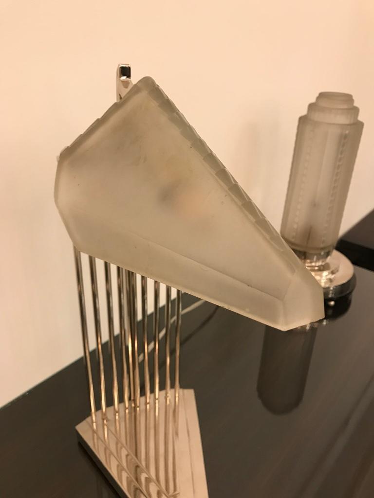 Glass French Art Deco Desk Lamp Signed by Gênet et Michon For Sale