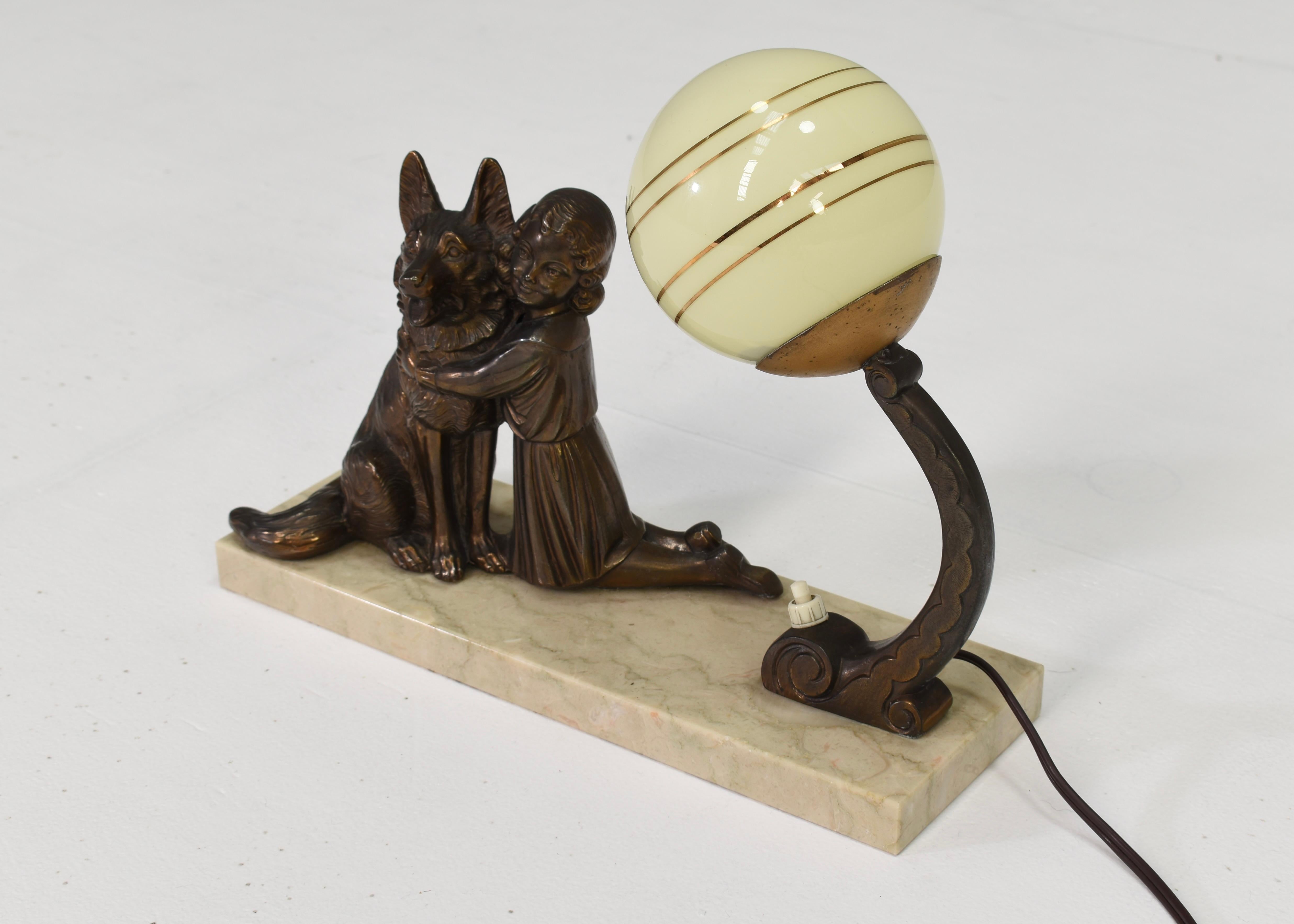 Mid-20th Century French Art Deco Desk Table Lamp Girl and German Shepherd Sculpture, circa 1930 For Sale