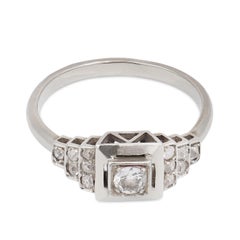 Französischer Art Deco Diamantring aus 18k Weißgold