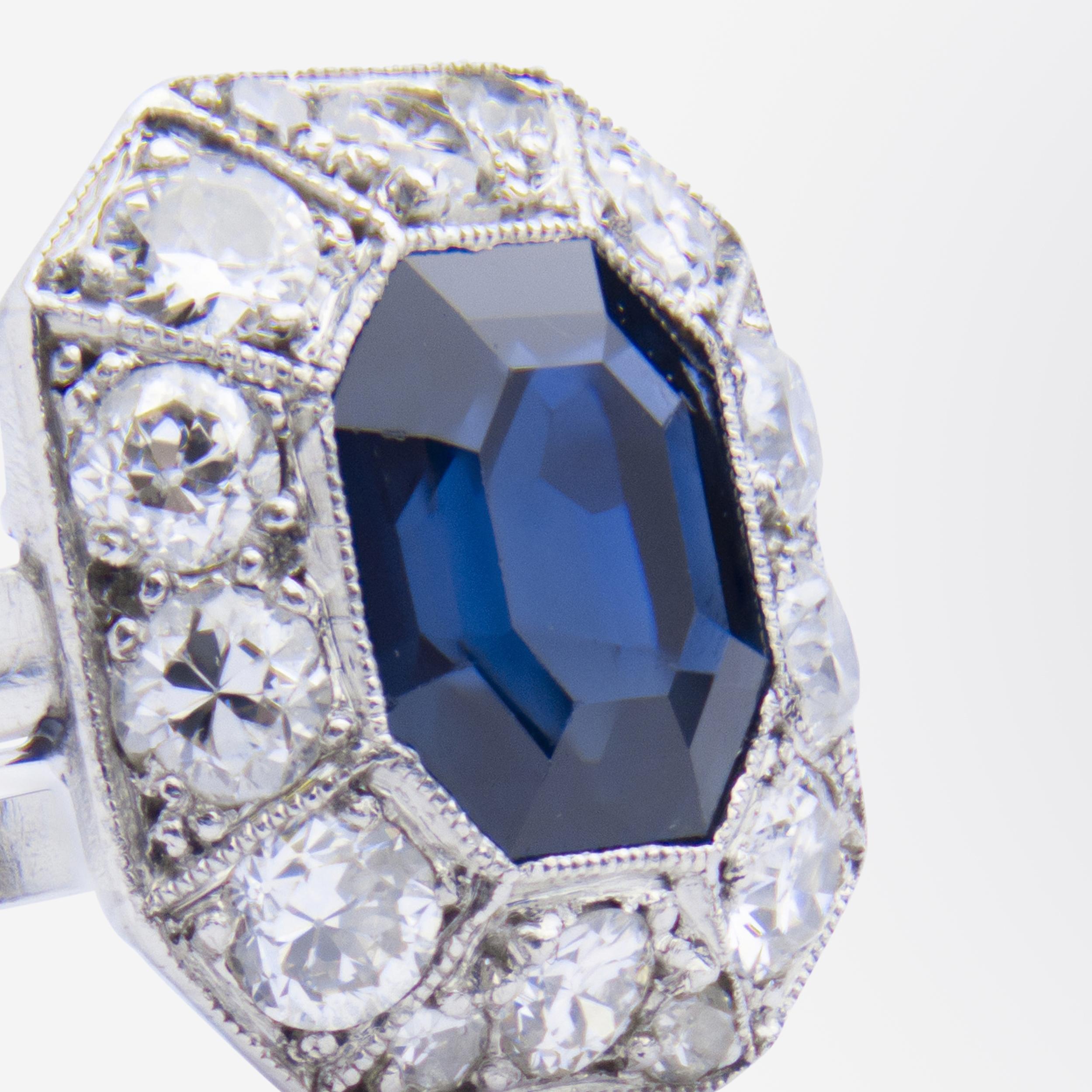 French Art Deco Diamond and Australian Sapphire Ring For Sale 1