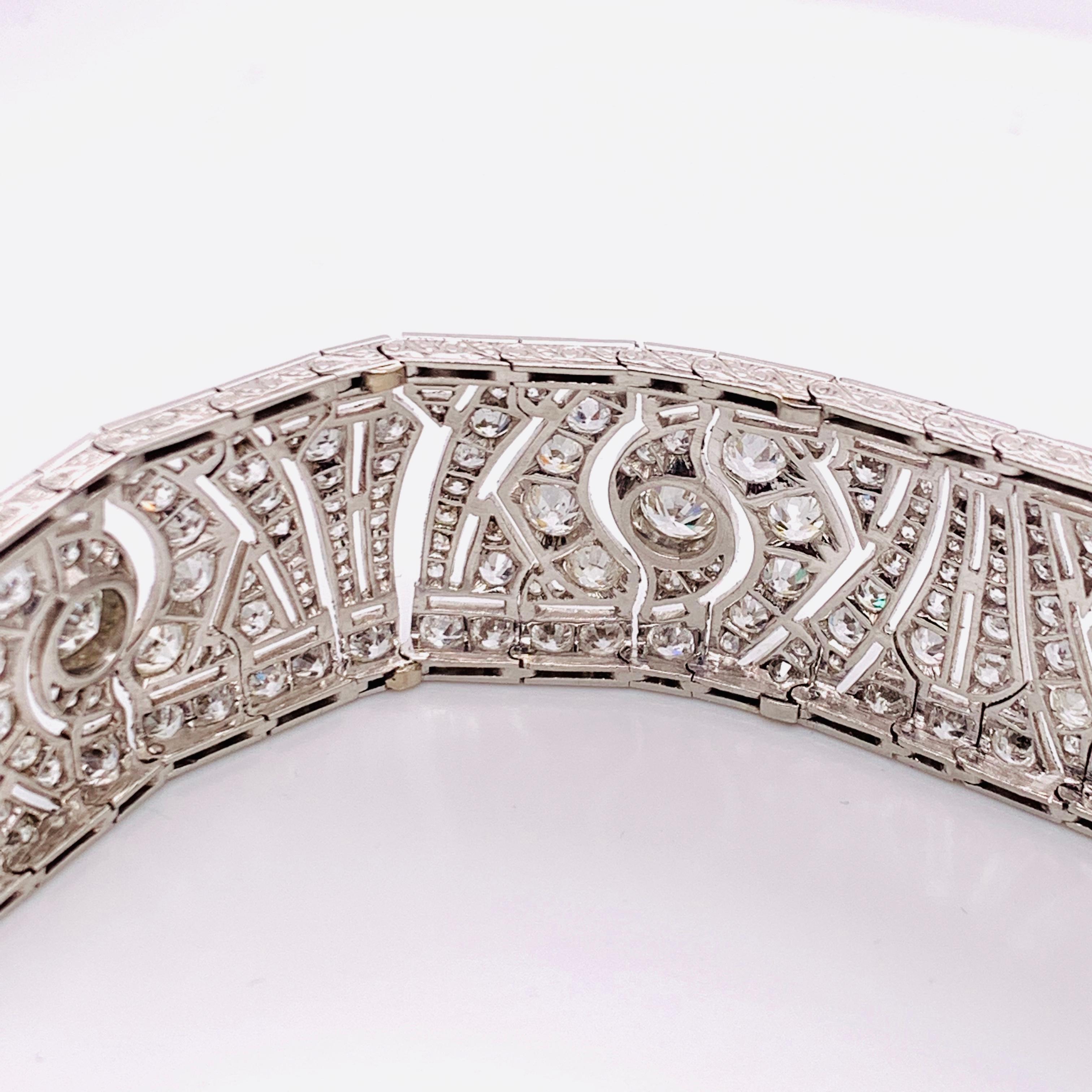 French Art Deco Diamond and Platinum Bracelet, Circa 1935 2