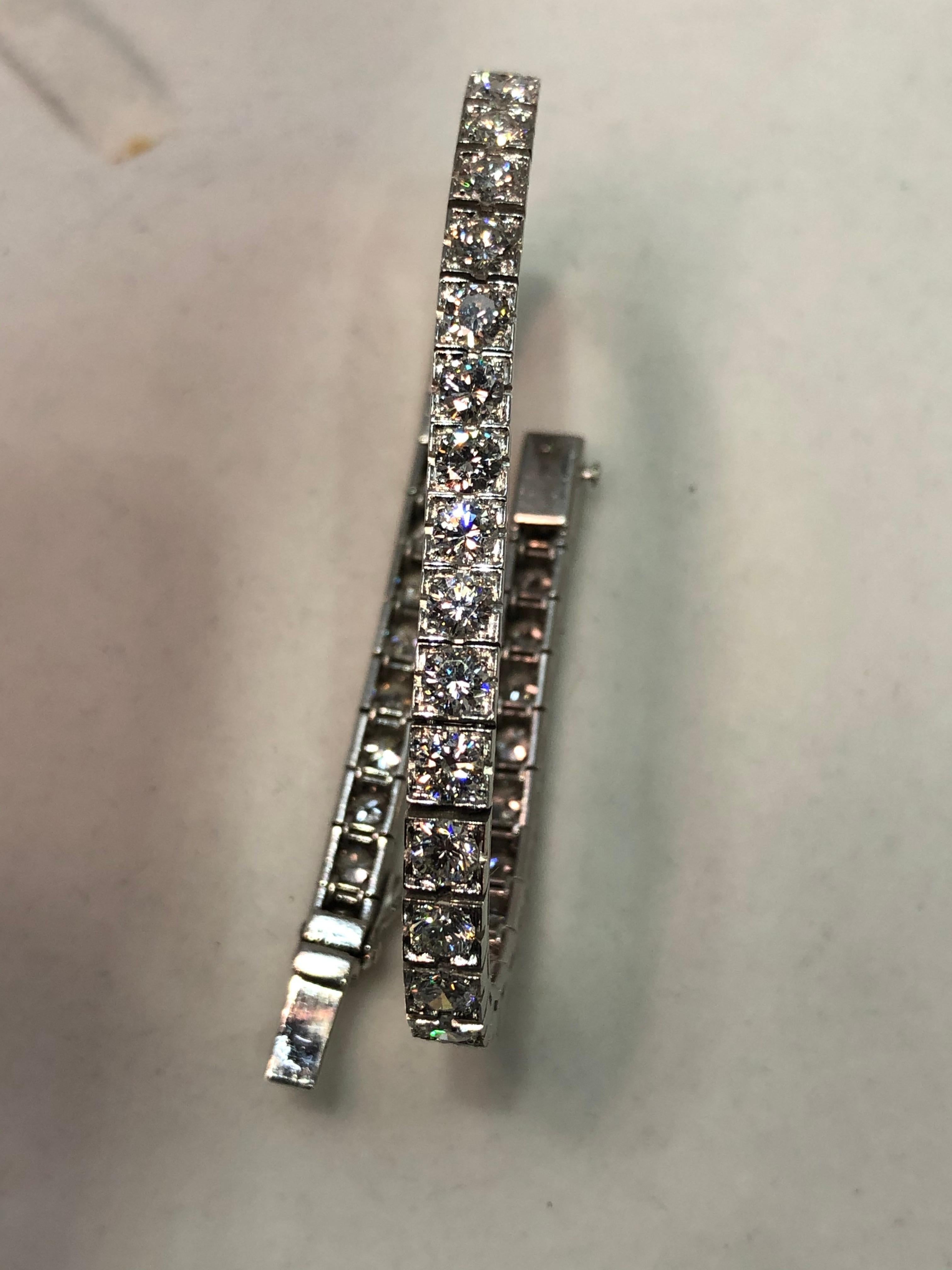 Women's or Men's French Art Deco Diamond and Platinum Line Bracelet For Sale