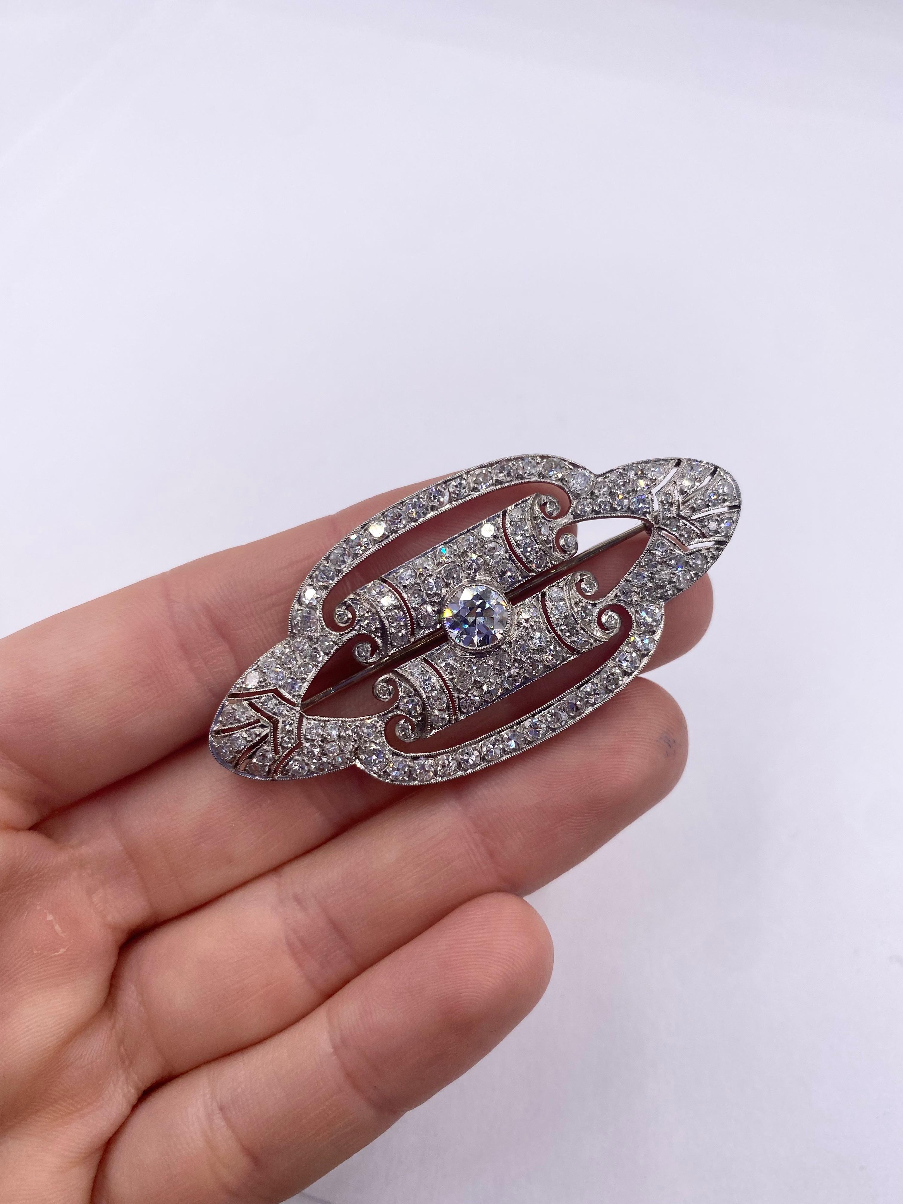 French Art Deco Diamond Brooch, circa 1920 In Excellent Condition For Sale In Uccle, BE