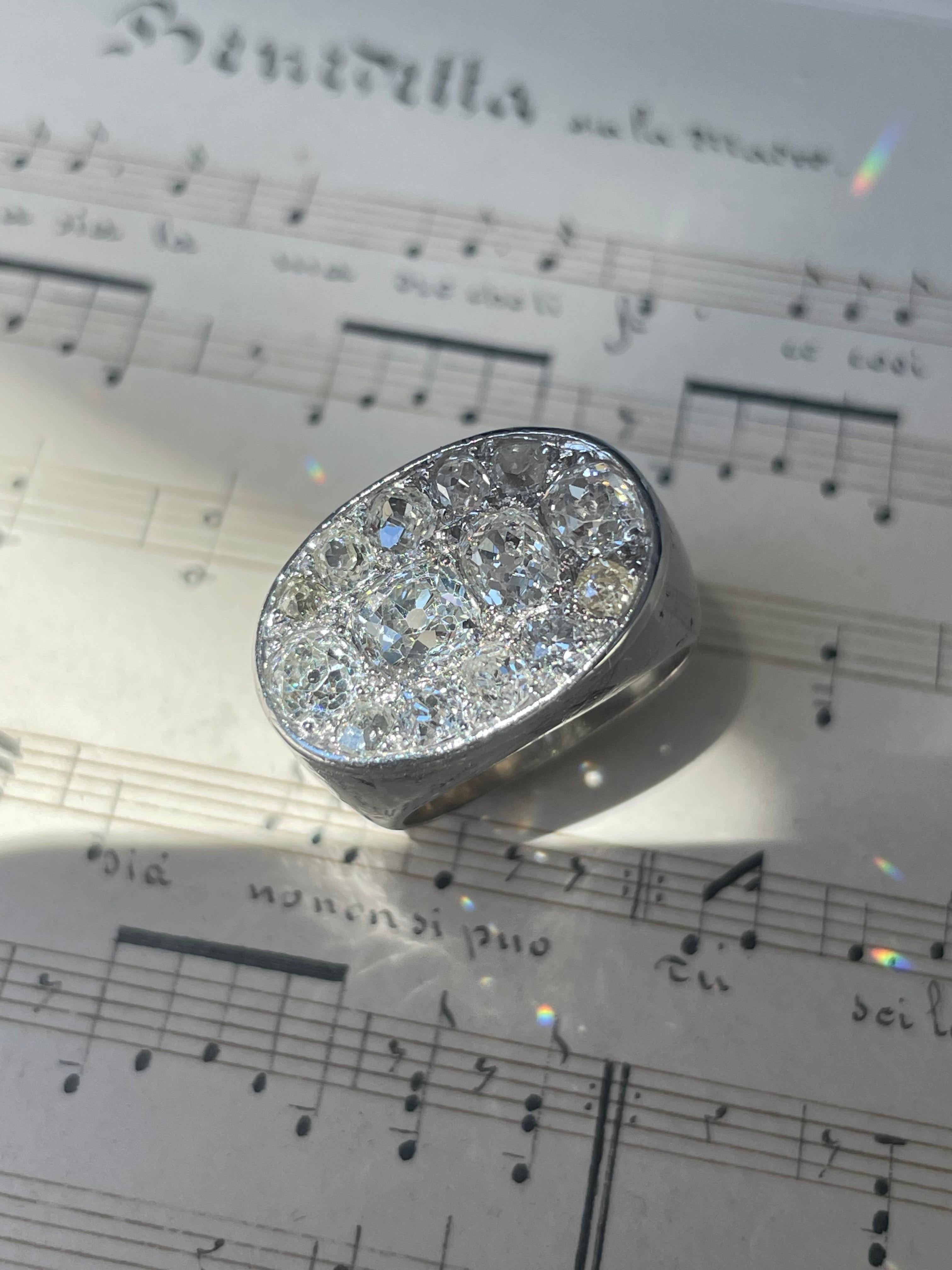 French Art Deco Diamond Cobblestone Ring For Sale 3