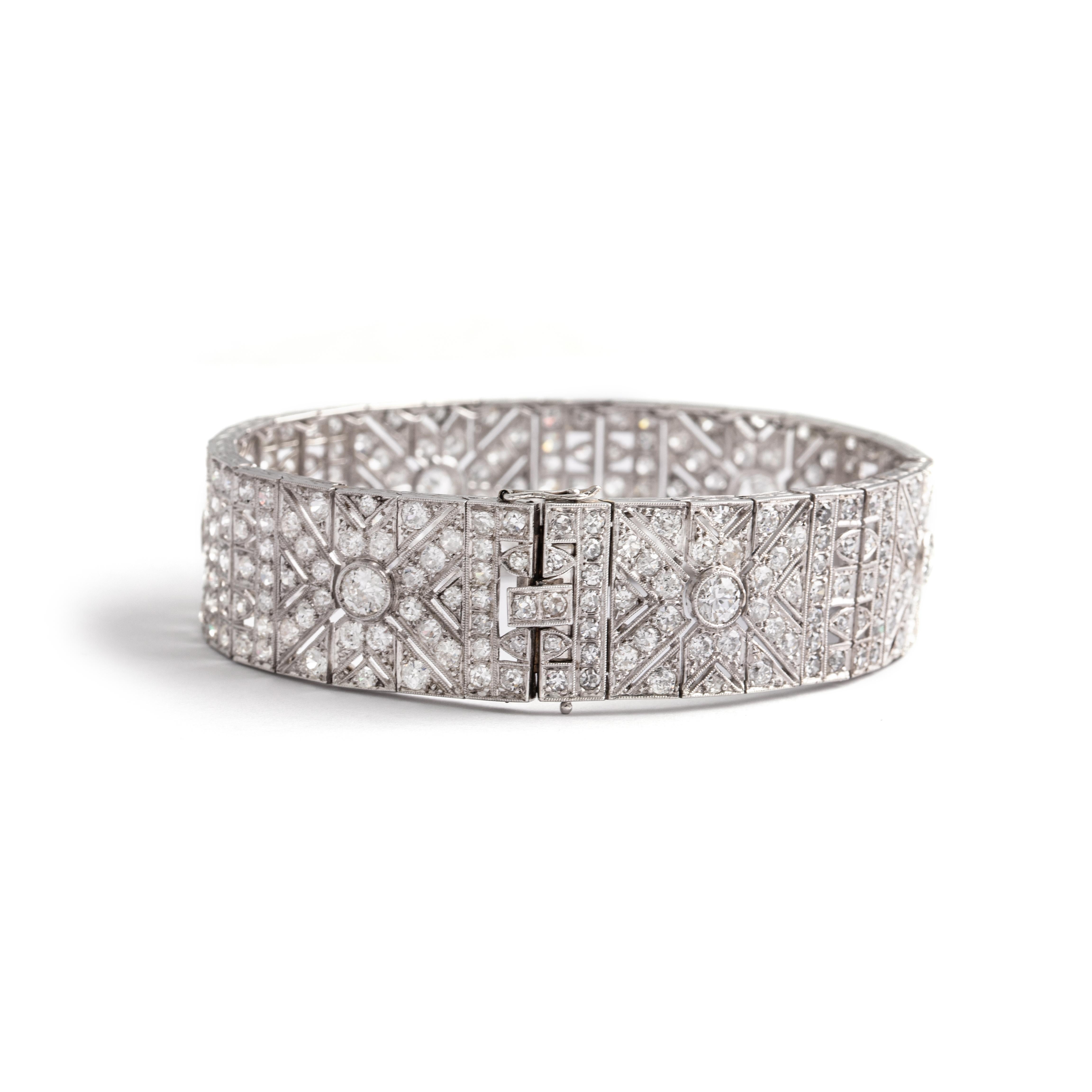 French Art Deco Diamond Platinum Bracelet For Sale 5