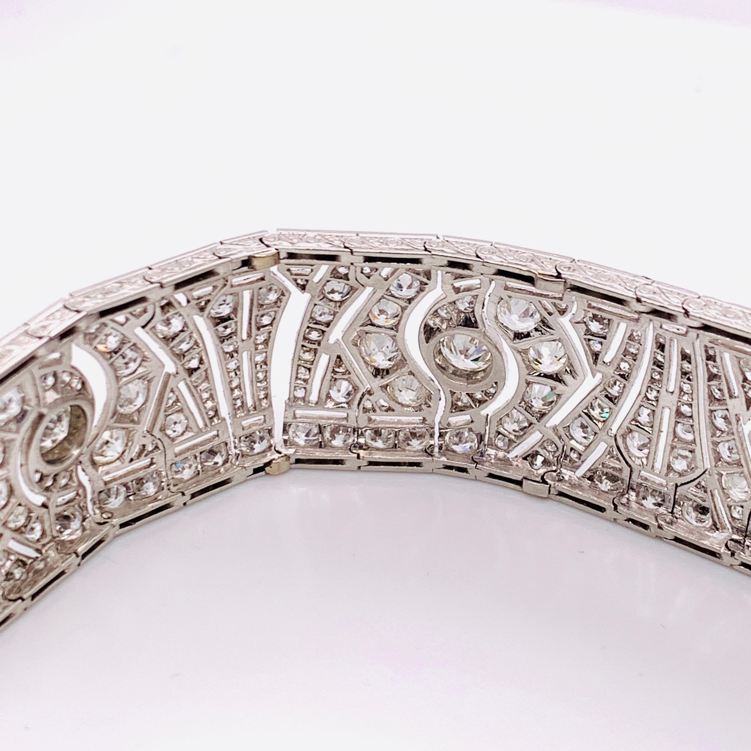 French Art Deco Diamond Platinum Bracelet In Good Condition For Sale In London, GB